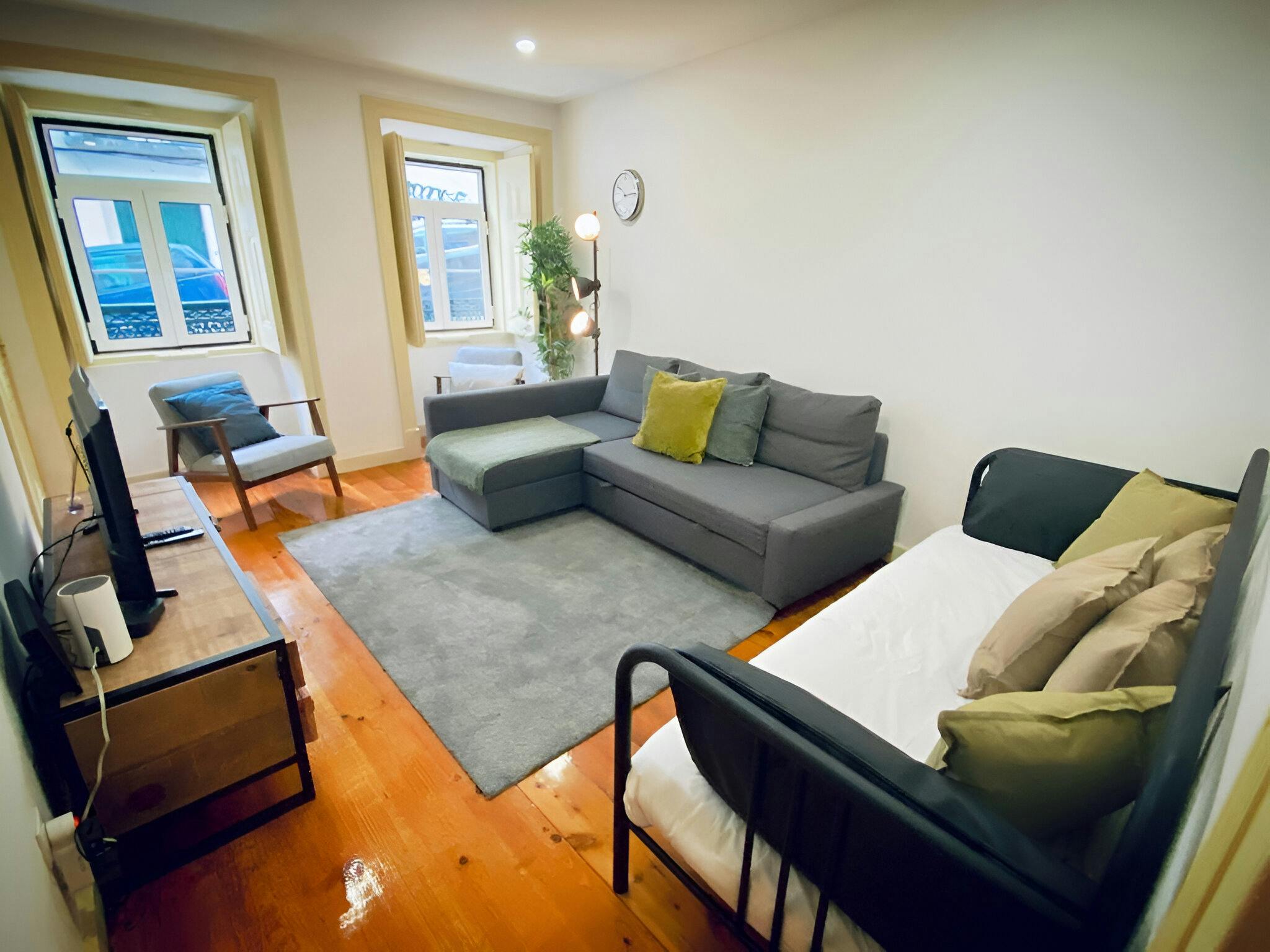 Apartment Lisbon, 1 bed — photo 8