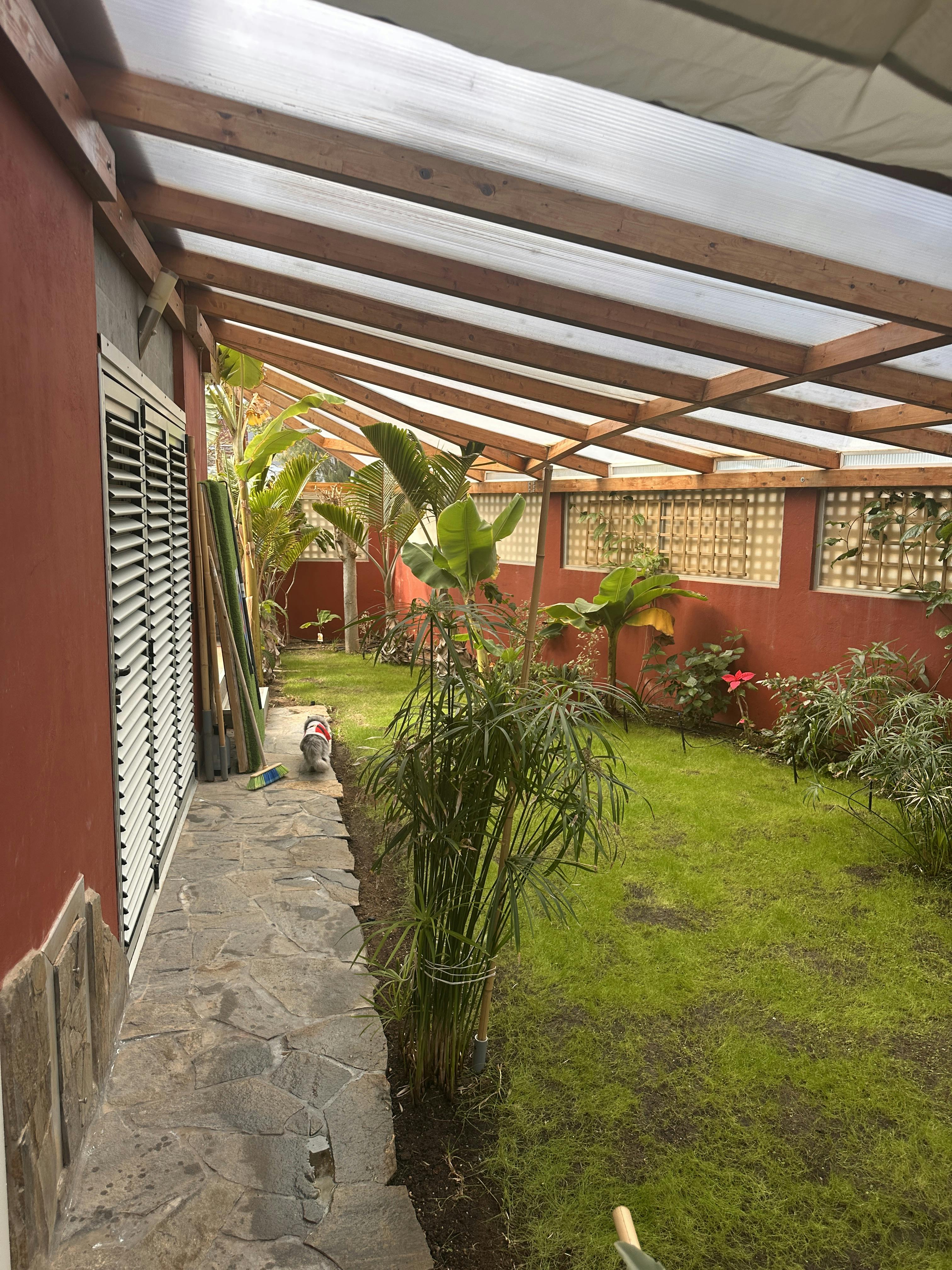 房源 正在以 €3,000 的月租出租，其位于 Pozo Izquierdo, Calle la Retama