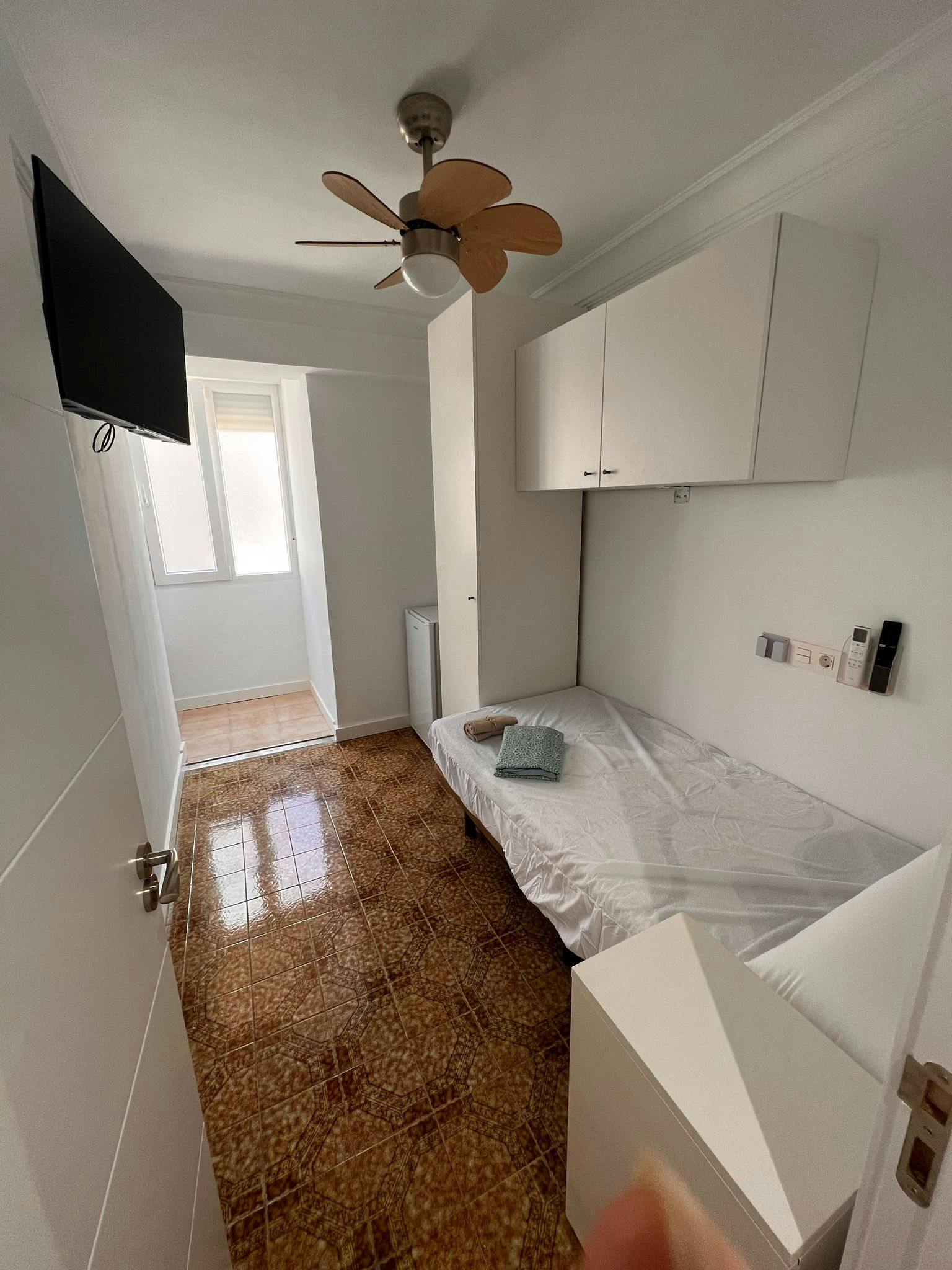 Pokój prywatny do wynajęcia za 340 € miesięcznie w mieście Zaragoza, Calle de las Delicias