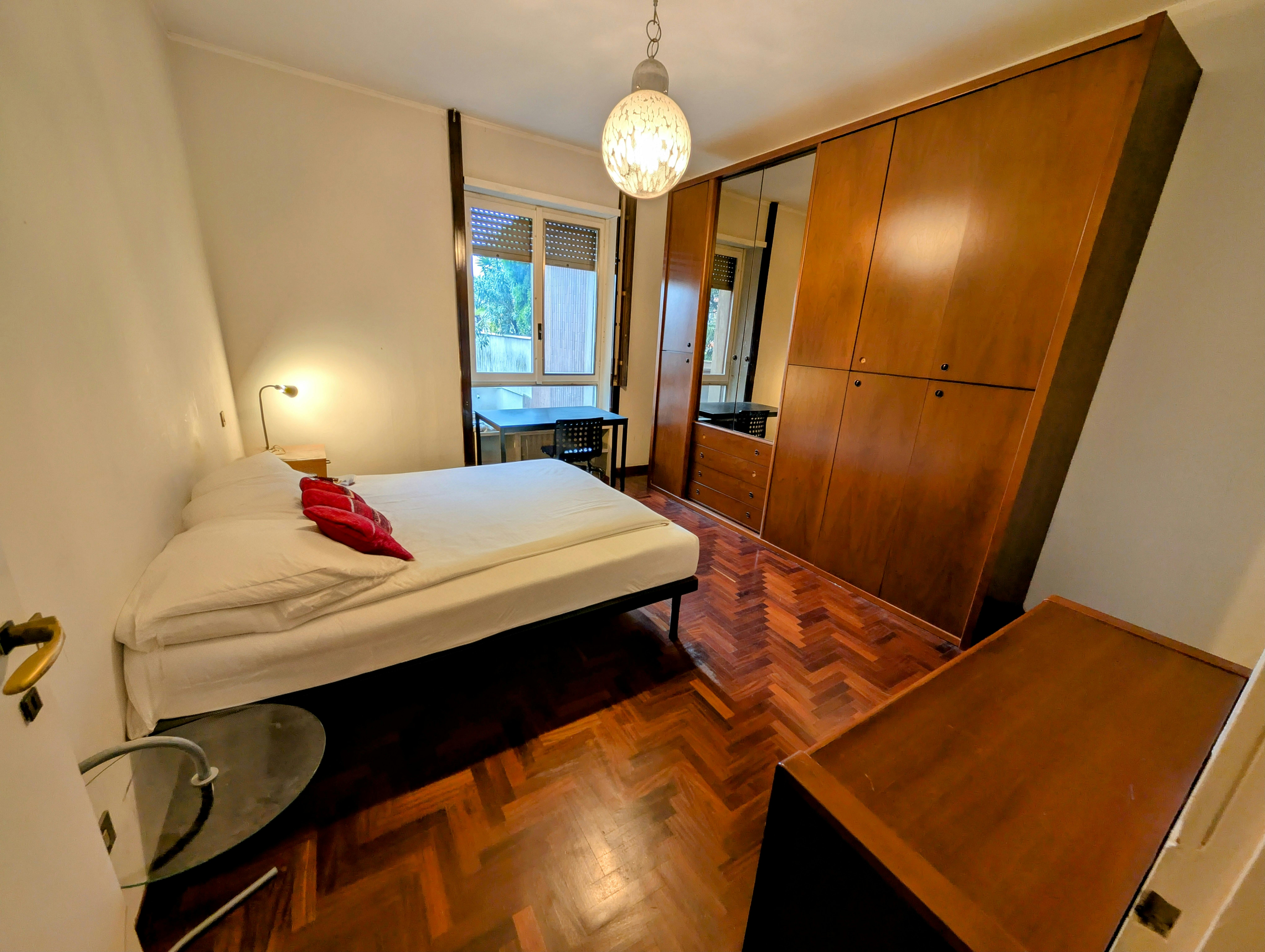 Private room for rent for €450 per month in Milan, Via Guido Guarini Matteucci