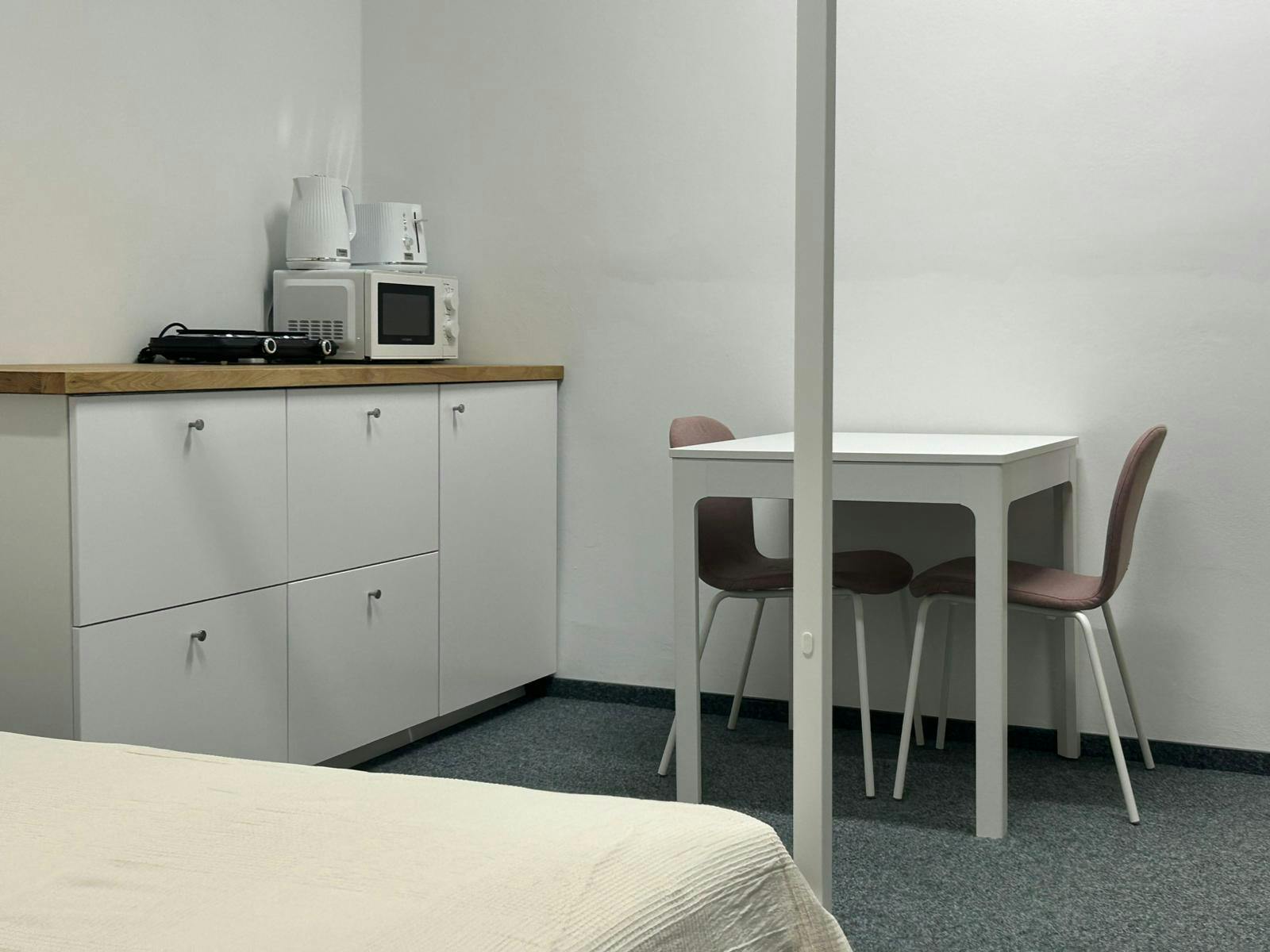 Apartment Hlavní Město Praha, 1 bed, 18m² — photo 4
