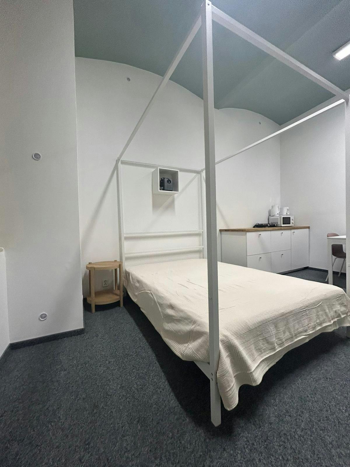 Apartment Hlavní Město Praha, 1 bed, 18m² — photo 9