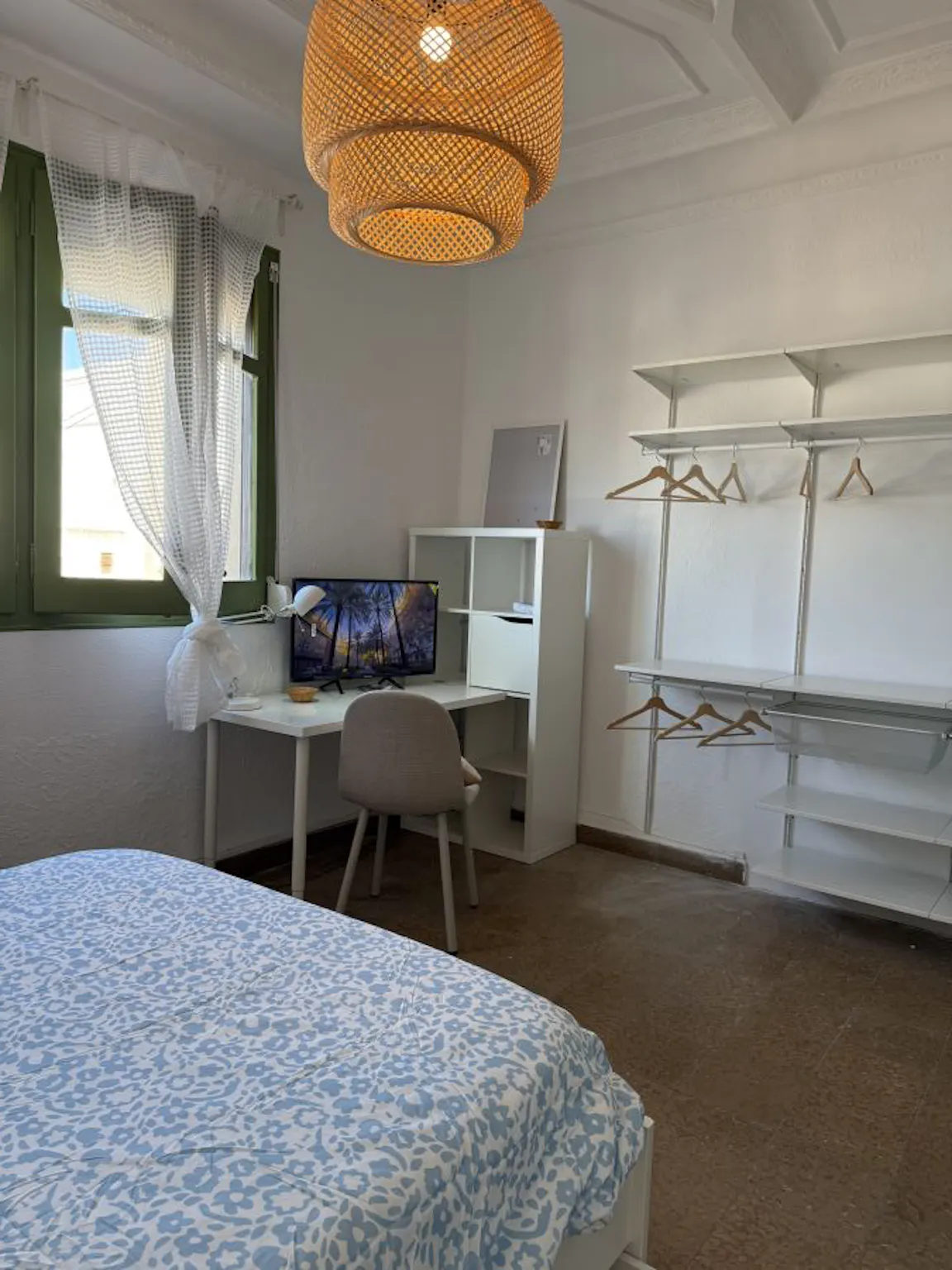 Calle del Hospital, Valencia preview