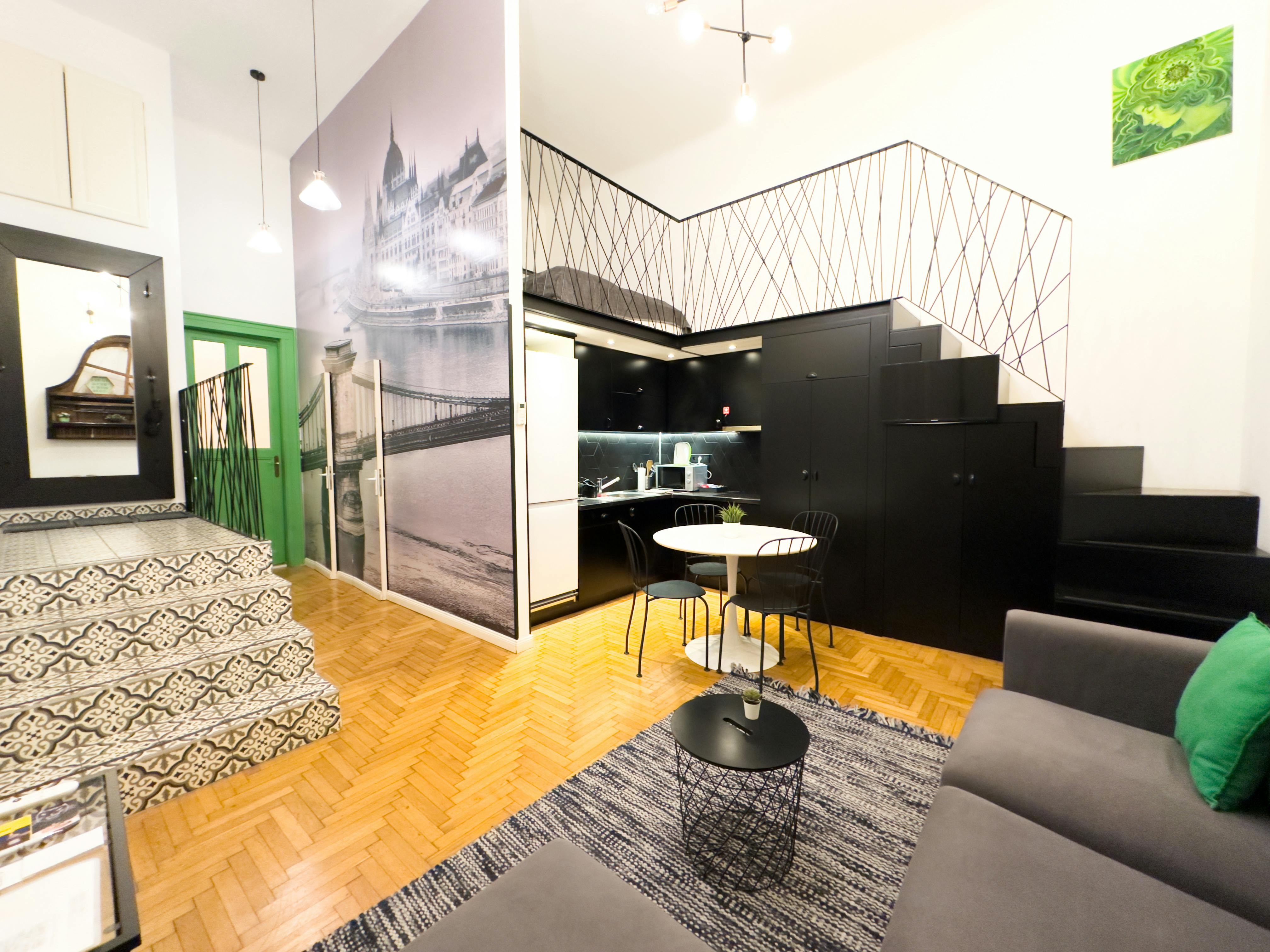 preview gallery tile