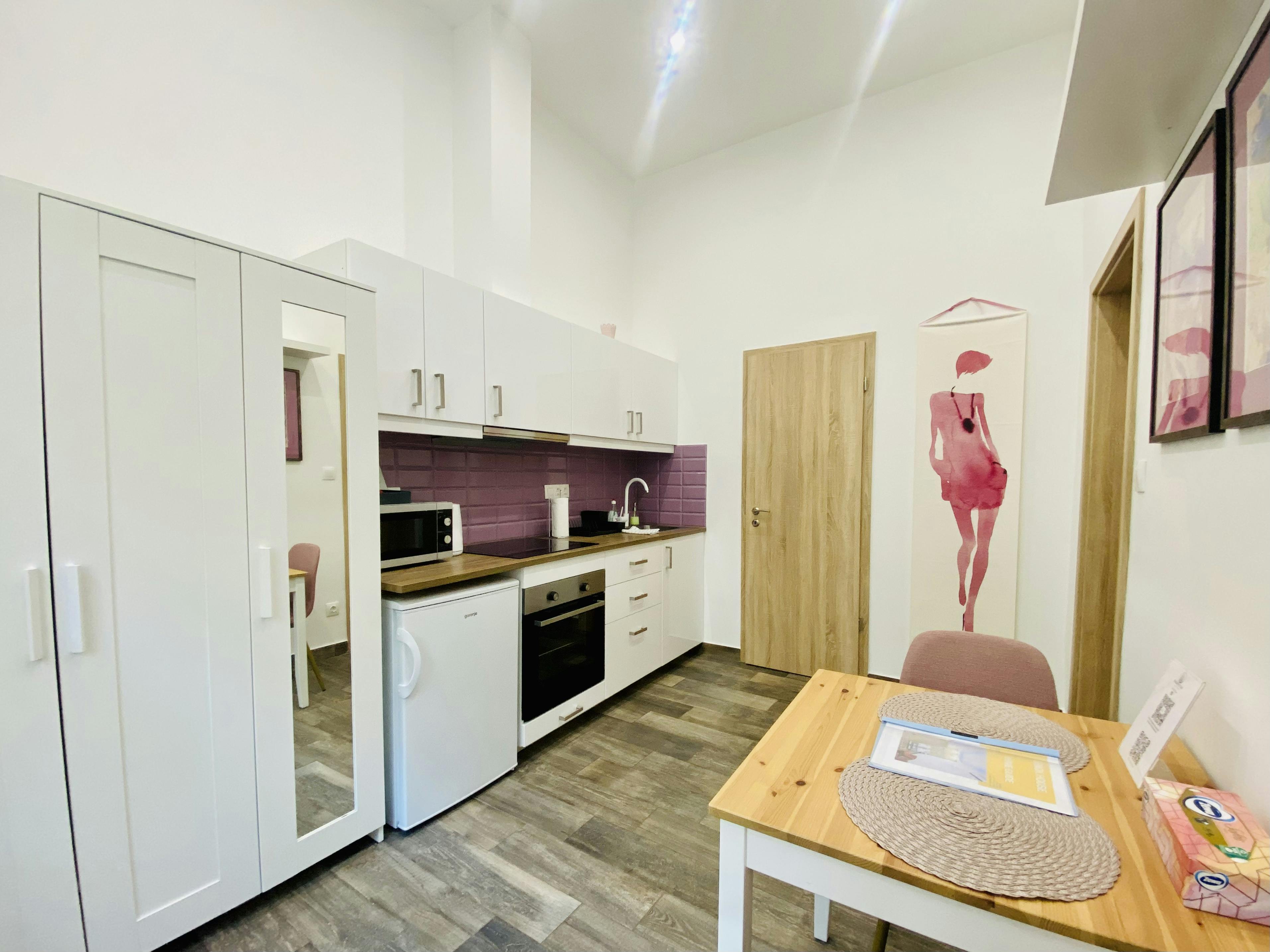 Appartement à louer pour 270 013 HUF/mois à Budapest, Király utca