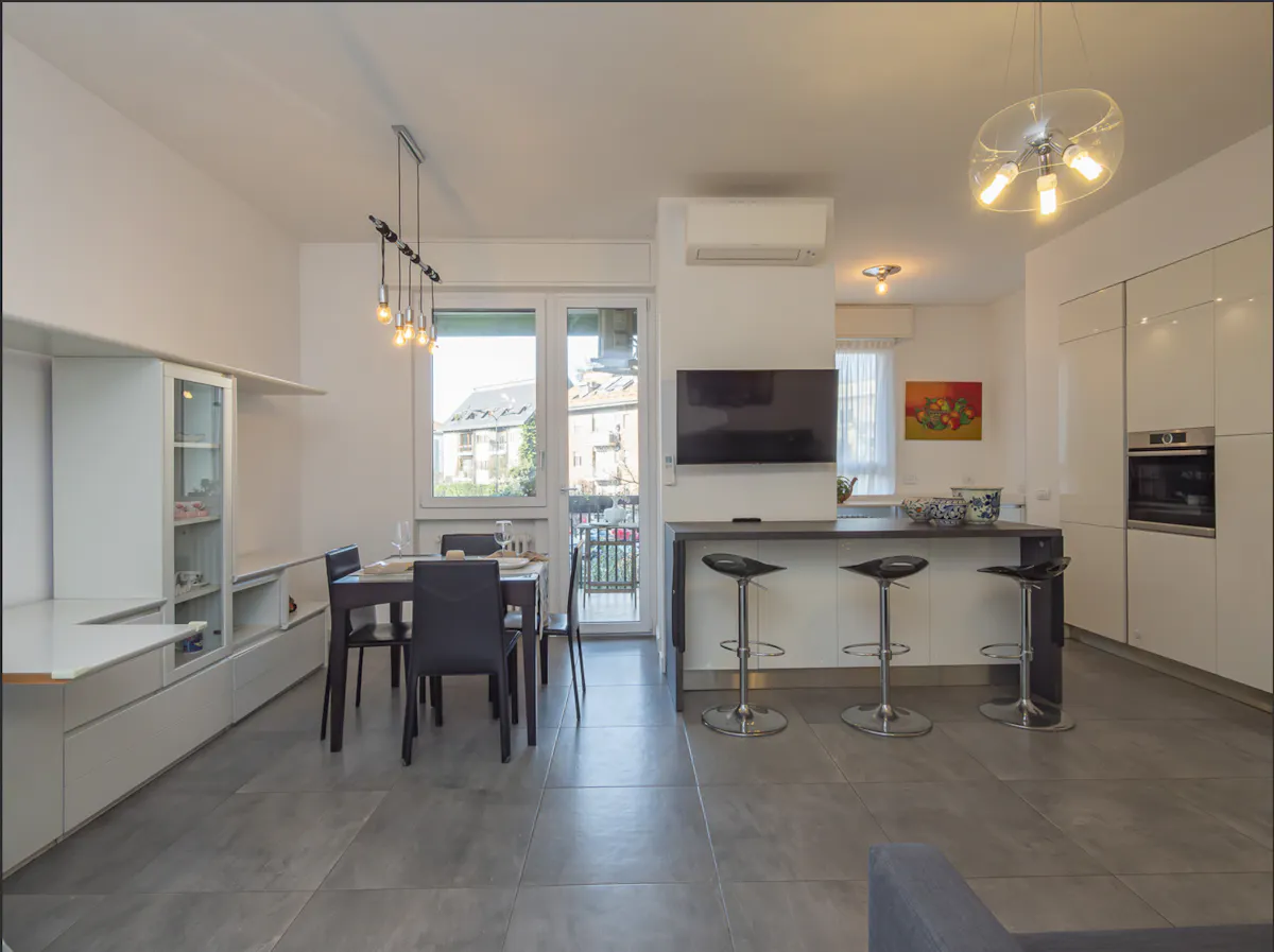 3-Bedroom Apartment in Viale Giovanni Migliara, Milan (1591663) ROOM