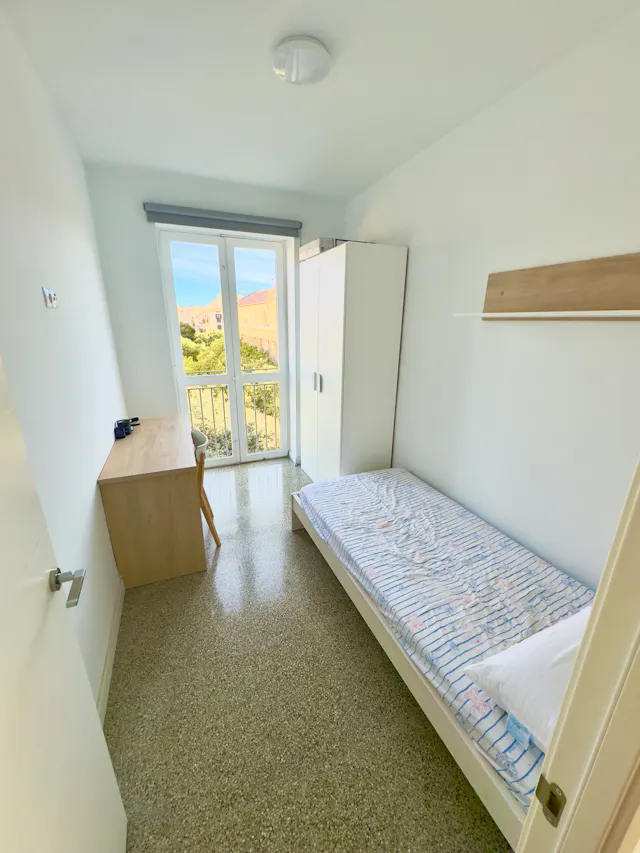 Private room in Plaça de les Caramelles, Barcelona (1591694) room image 1
