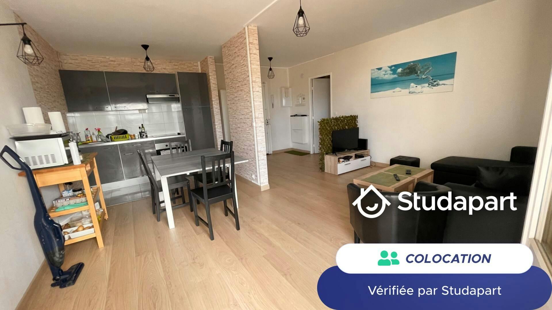 Private room for rent for €670 per month in Aubervilliers, Boulevard Félix Faure