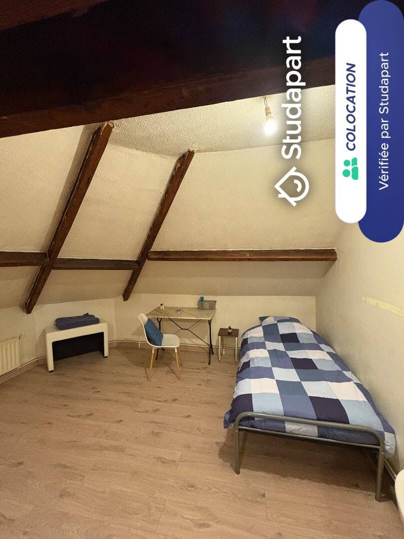 Private room for rent for €390 per month in Maubeuge, Route de Feignies