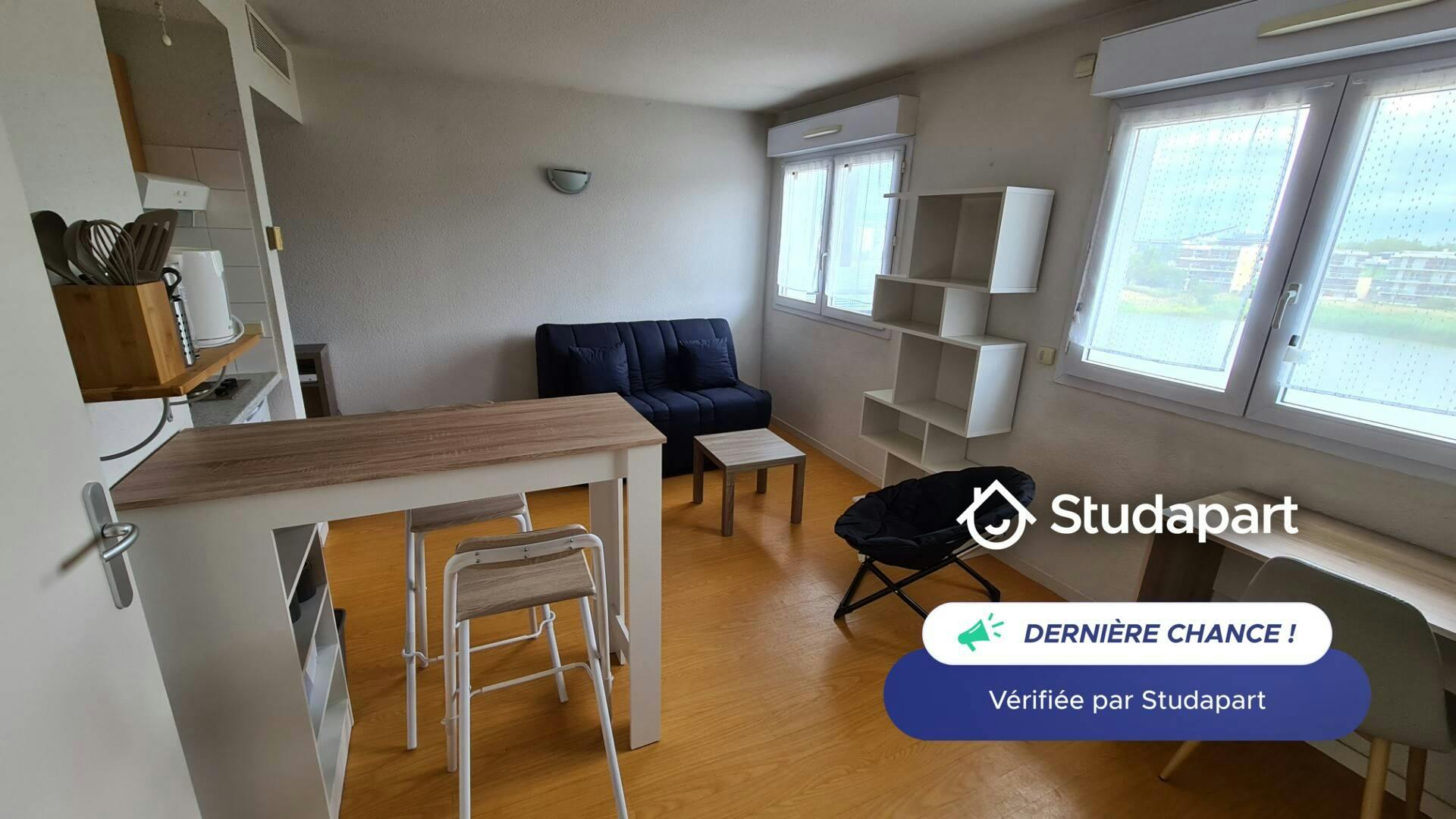Apartment for rent on Rue de la Sole, La Rochelle