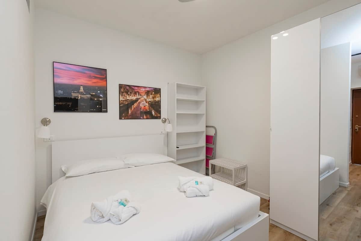 Via Pietro Pomponazzi, Milan