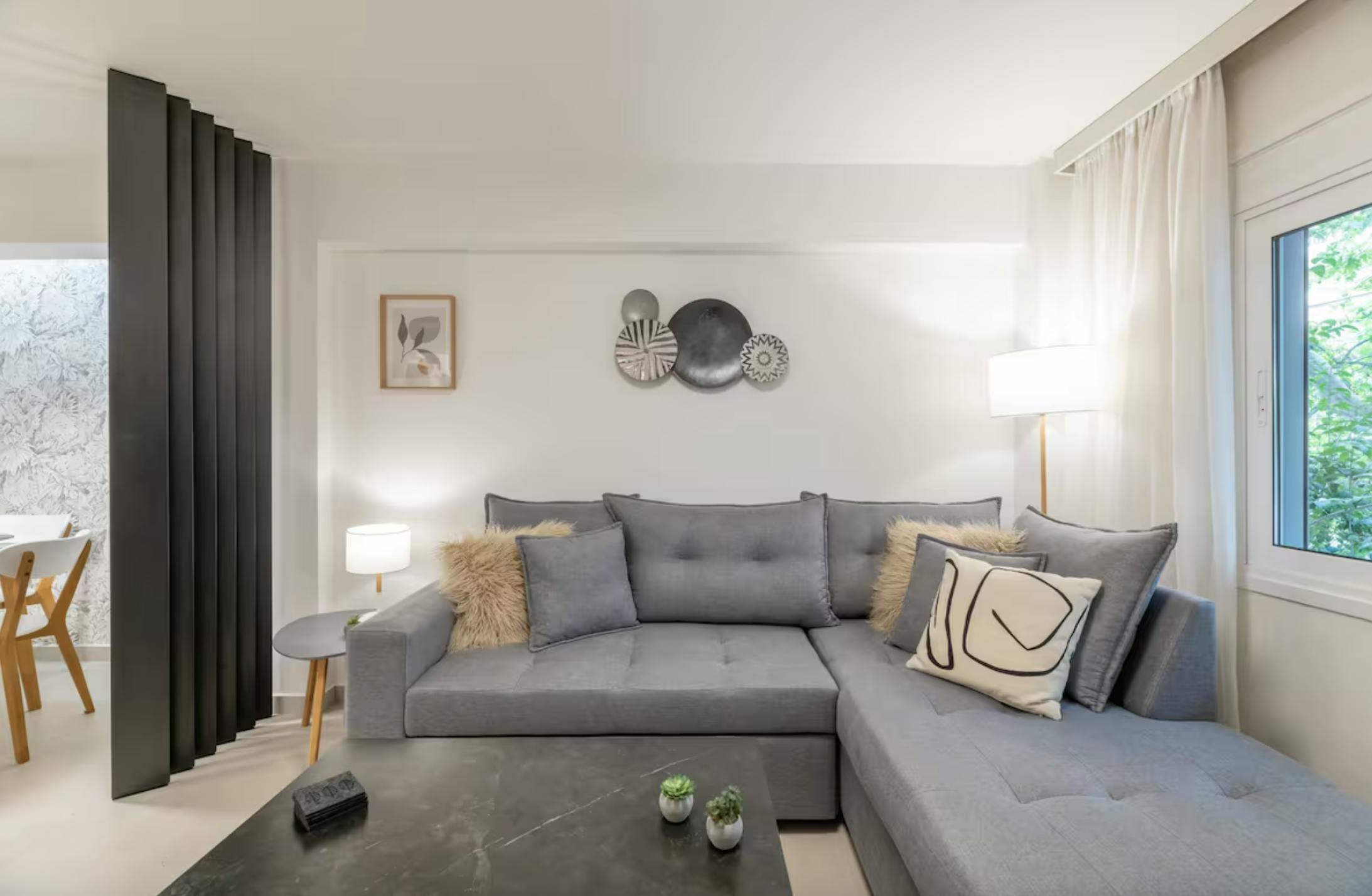 Apartment for rent for €950 per month in Athina, Papadiamantopoulou