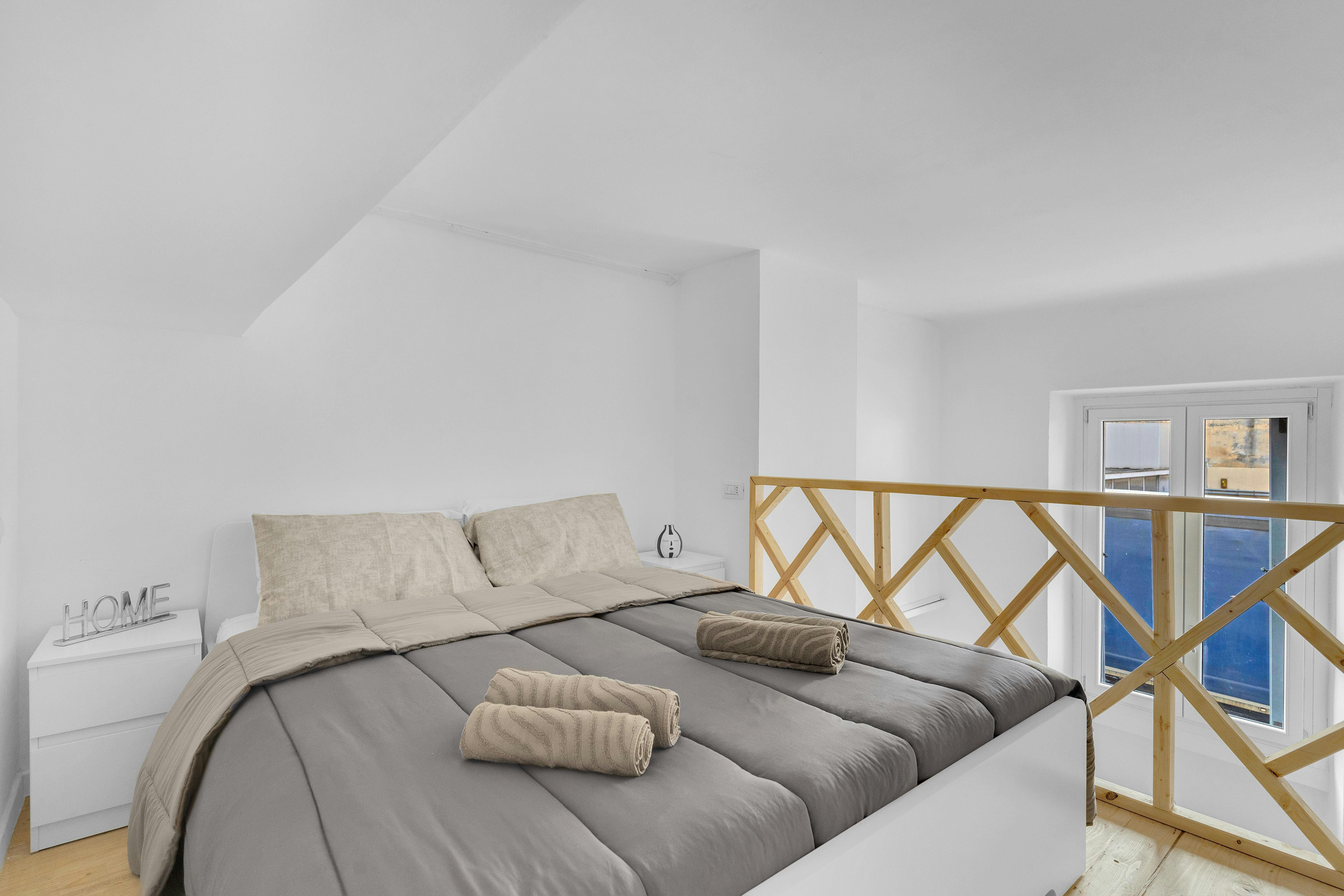 Via Termopili, Milan