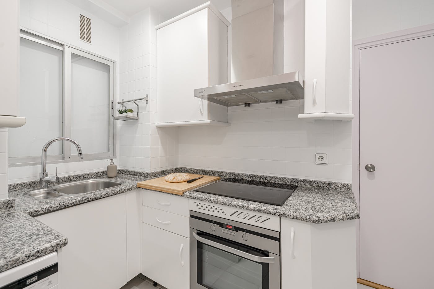 Apartment Madrid, 1 bed, 16m² — photo 10