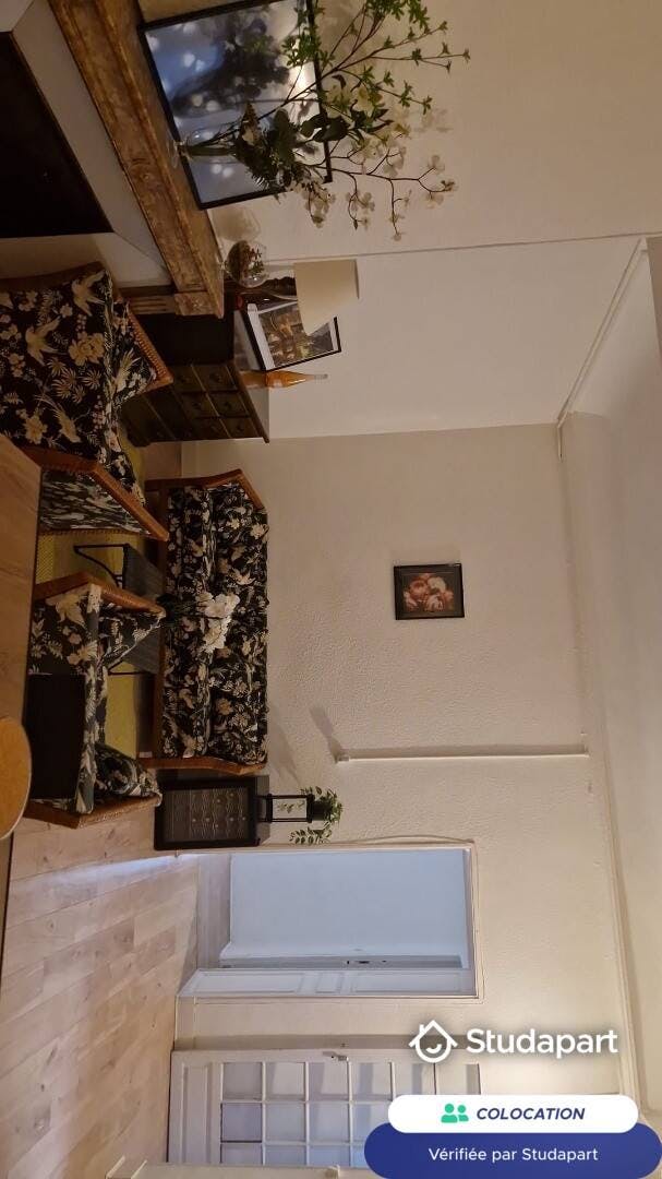 Private room for rent for €695 per month in Dijon, Rue de la Liberté