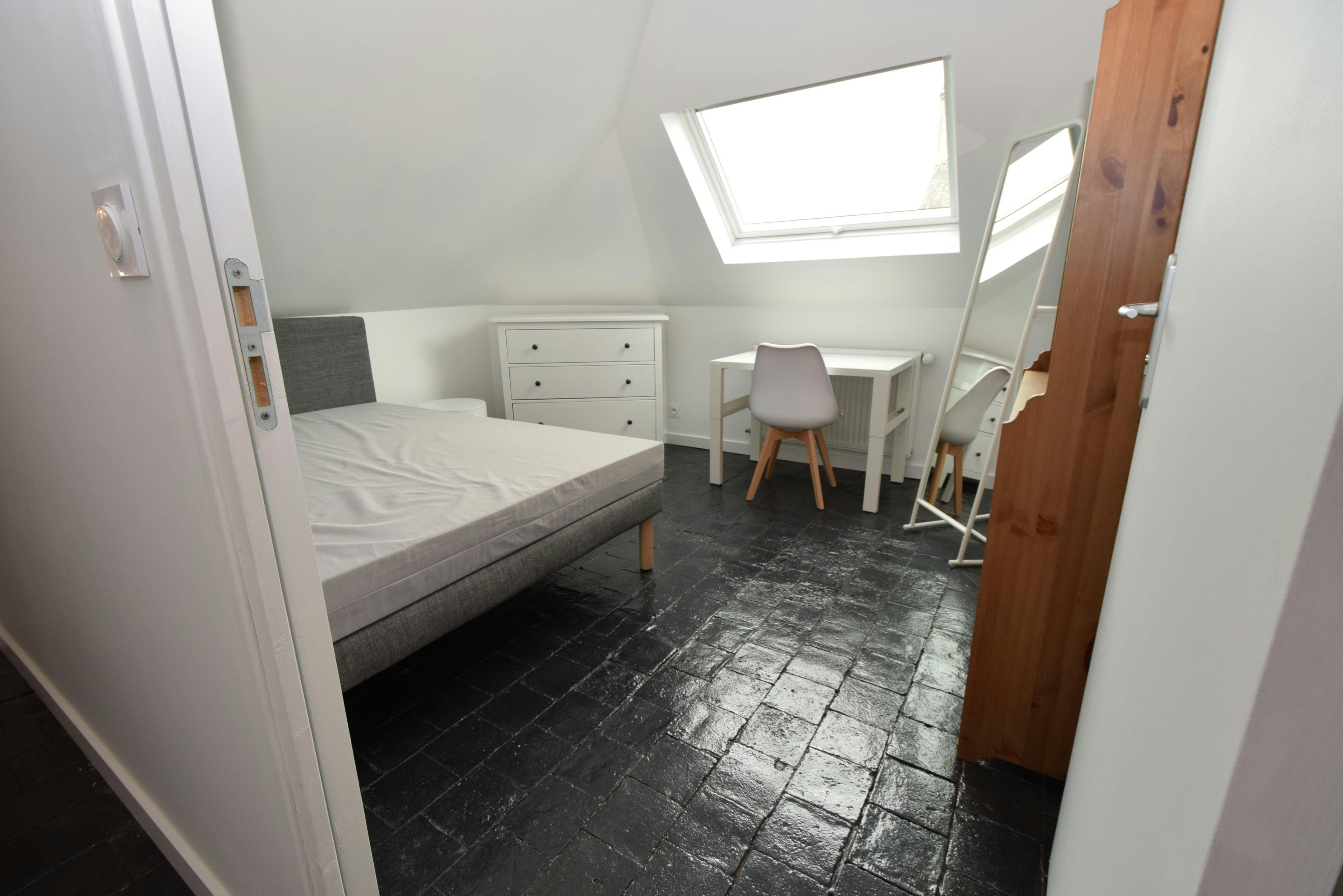 Private room for rent on Rue Chevreul, Les Ponts-de-Cé