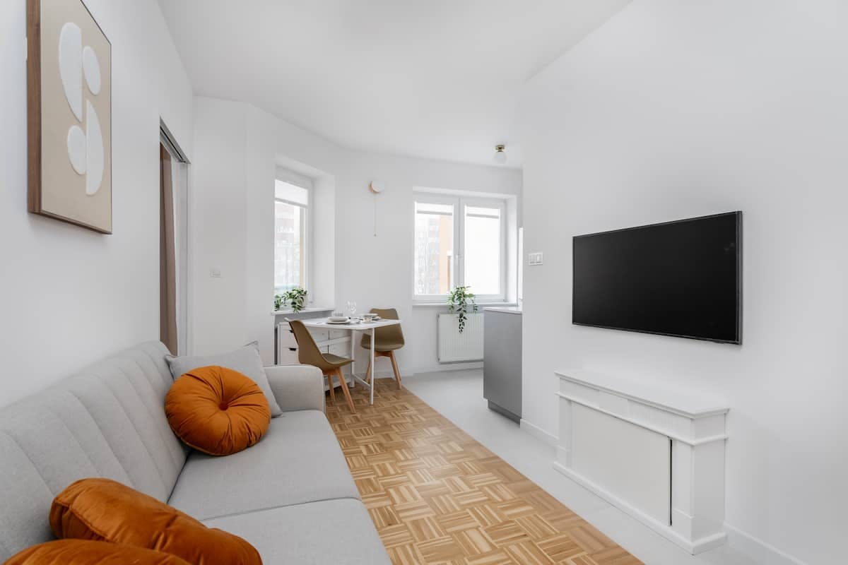 Apartment for rent for PLN 6,739 per month in Warsaw, Domaniewska