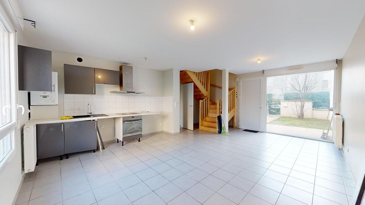 Дом сдается в аренду за 975 € в месяц в Tours, Rue Jacques Decour