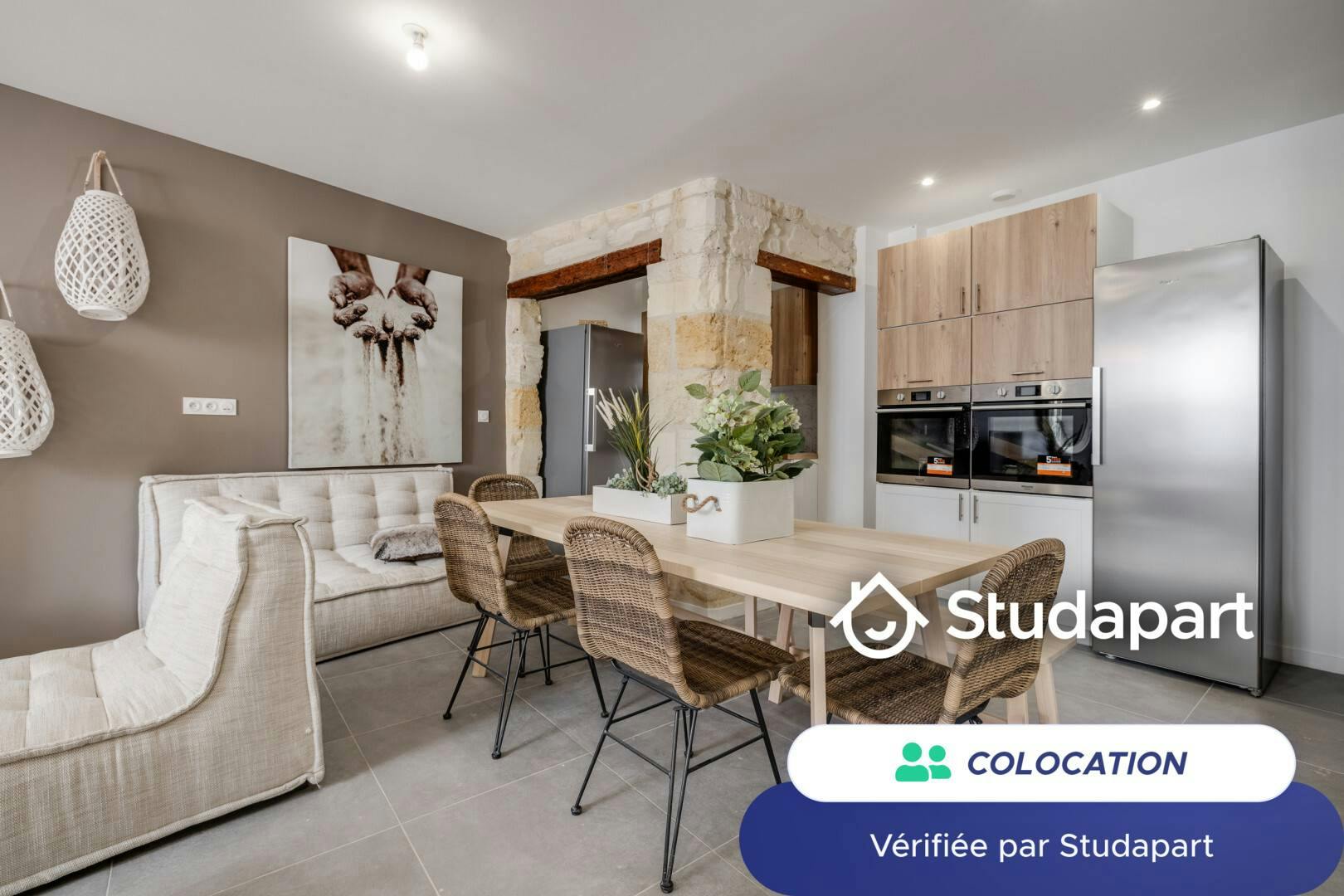 Private room for rent on Rue du Jardin public, Bordeaux - Vue 5