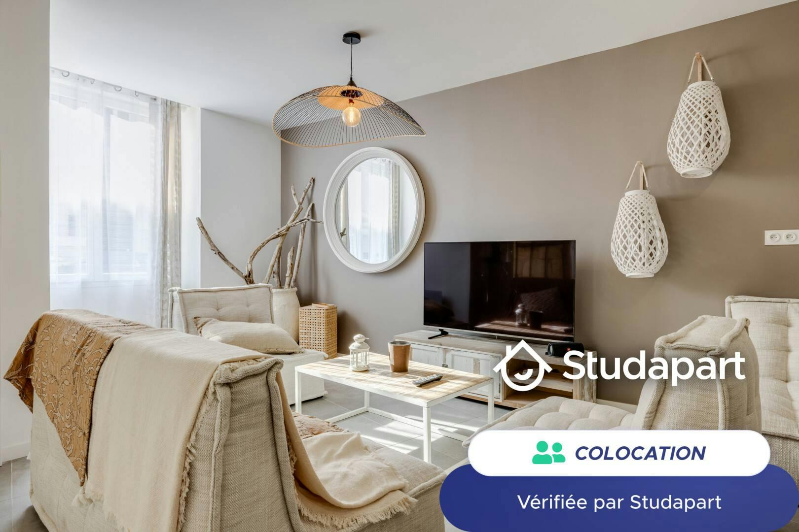 Private room for rent on Rue du Jardin public, Bordeaux - Vue 3