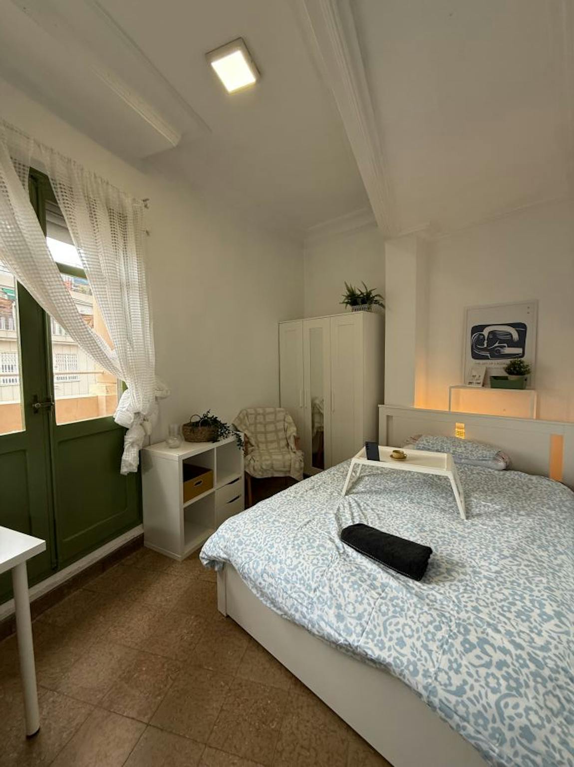 Calle del Hospital, Valencia preview