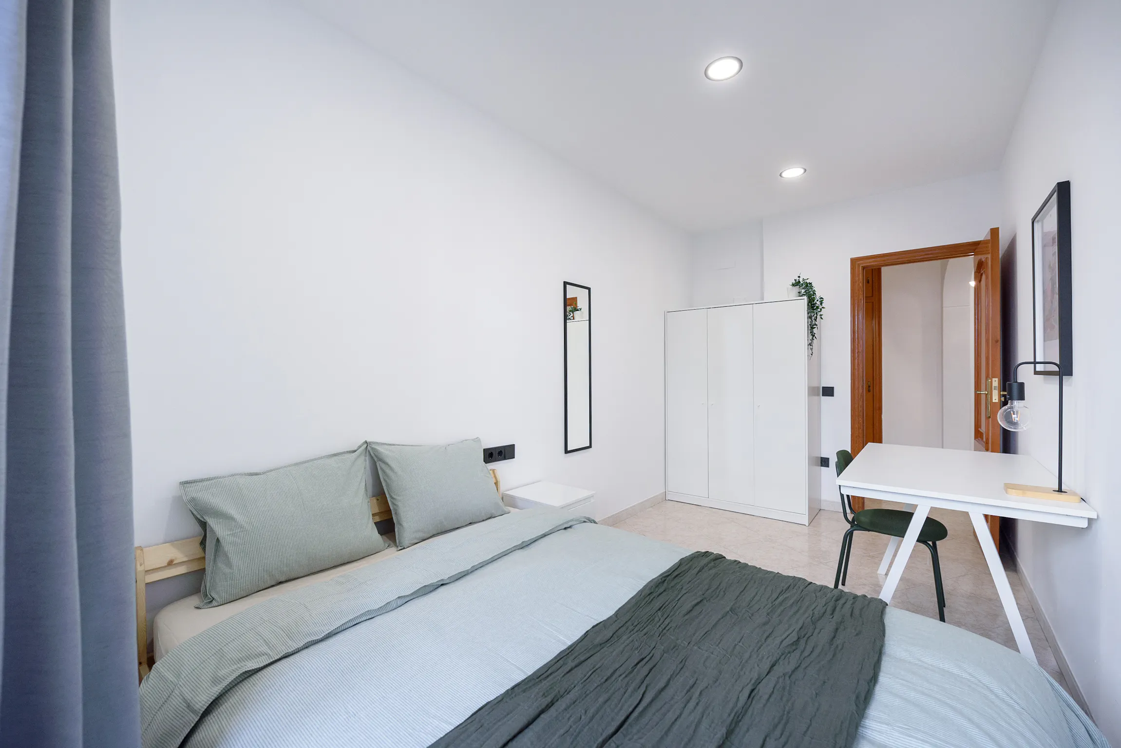 Private room in Carrer de Baix, Valencia (1592571) ROOM 1