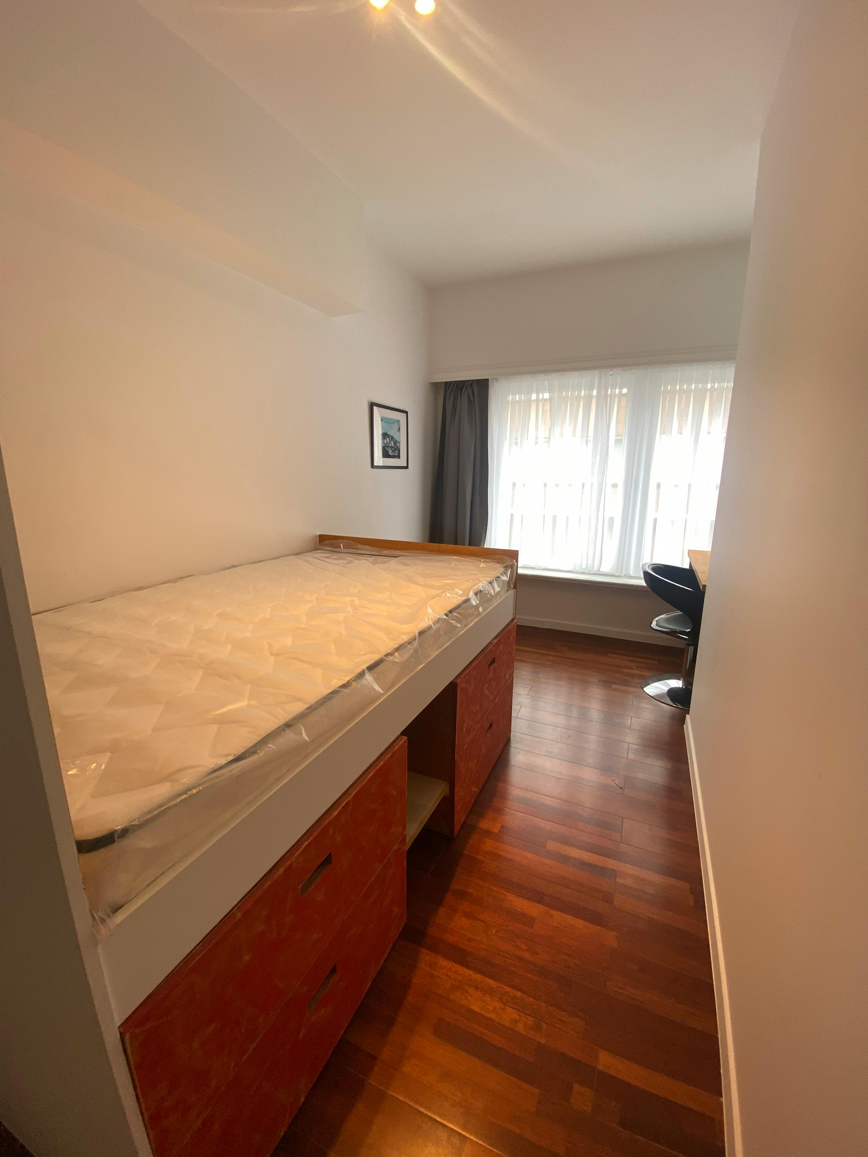 Apartment Anderlecht, 1 bed, 17m² — photo 2