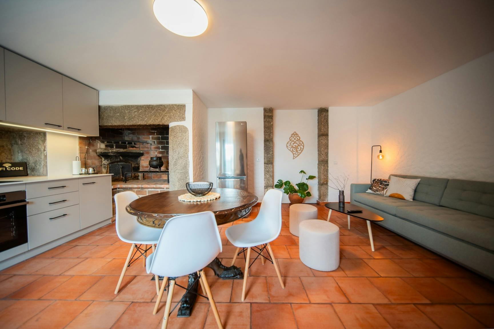 Maison à louer pour 2 000 €/mois à Viana do Castelo, Rua Paula Ferreira