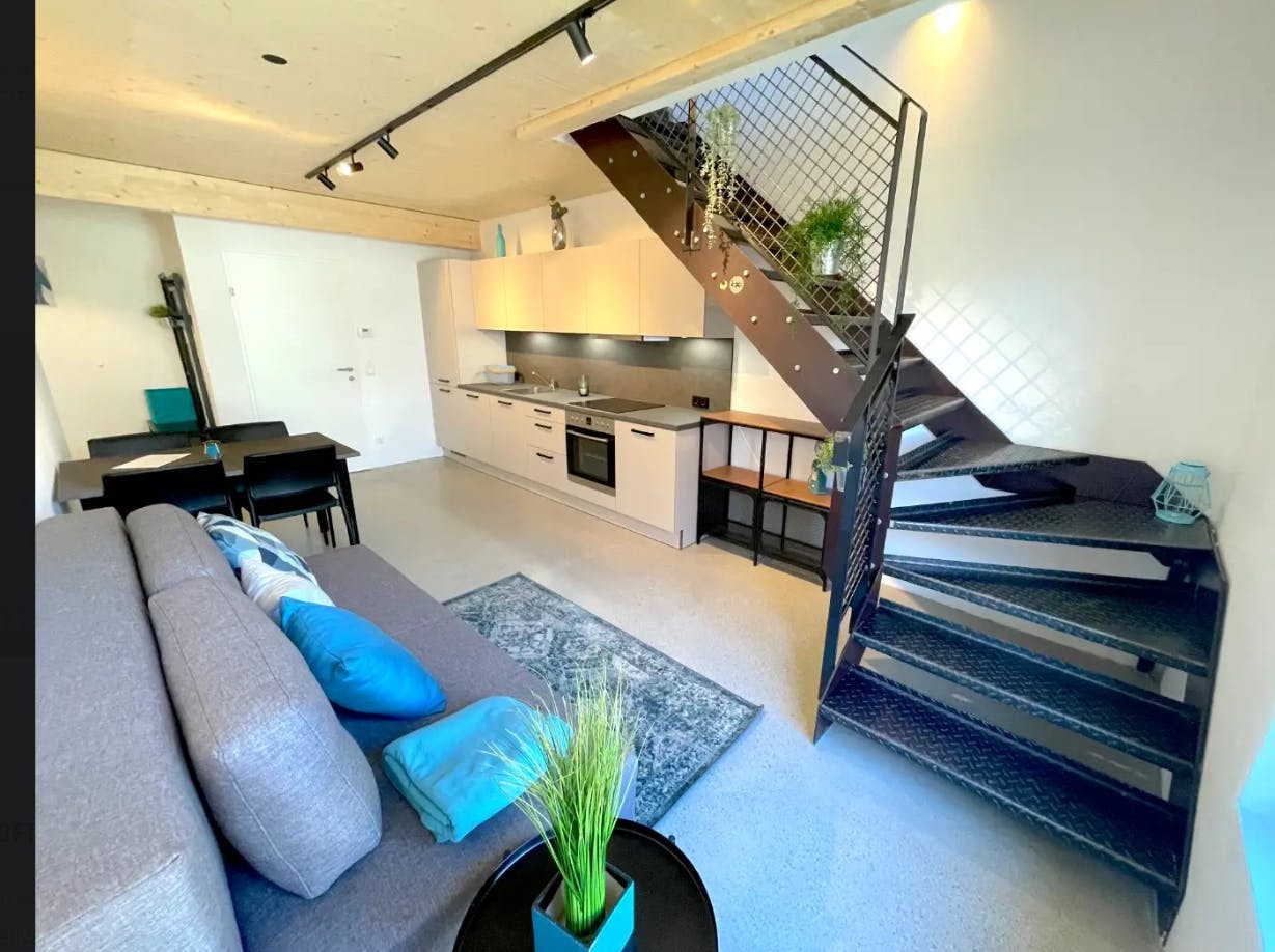 Apartment for rent for €1,399 per month in Linz, Mozartstraße