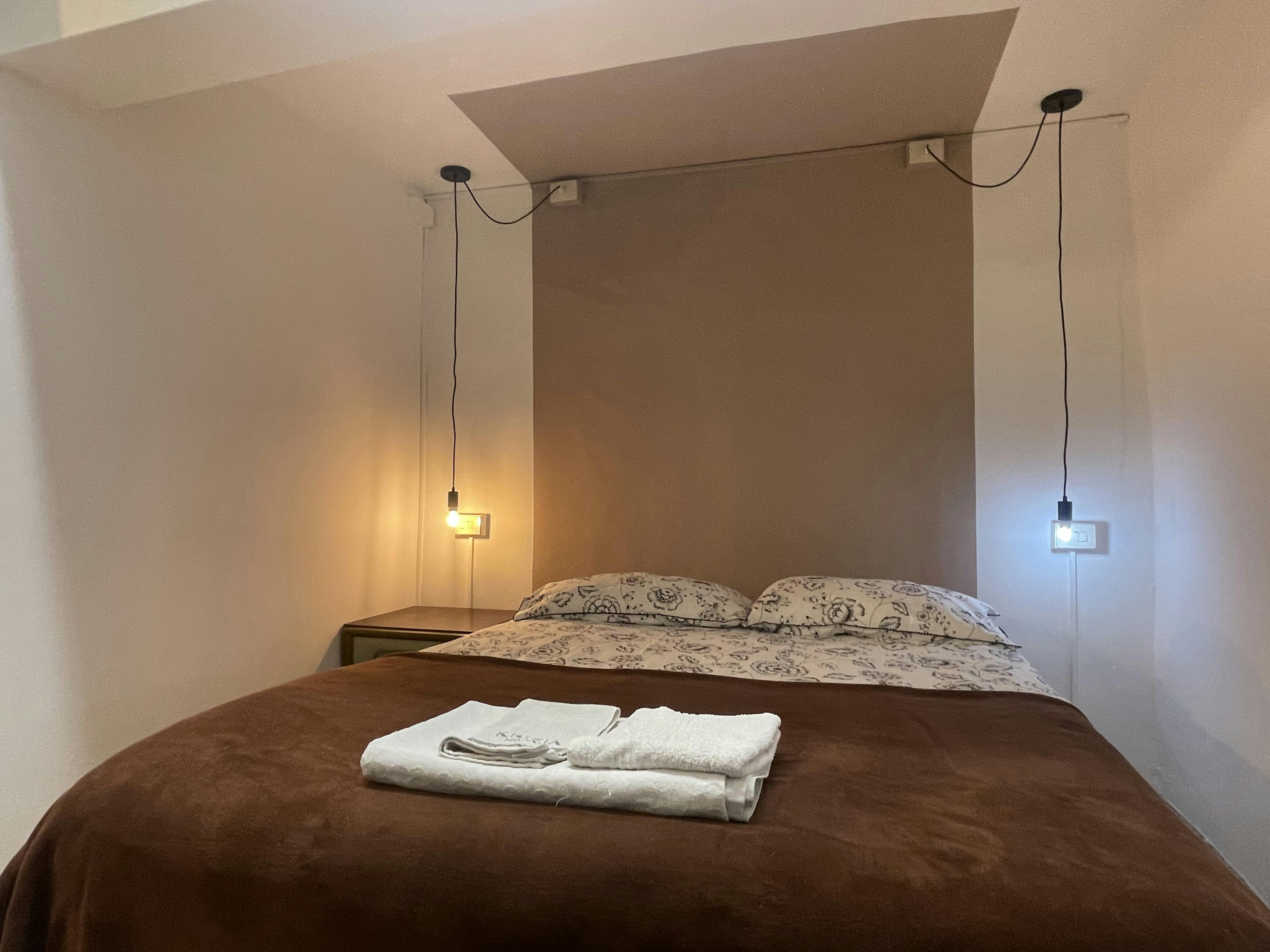 Chambre privée à louer pour 254 €/mois à Parma, Borgo Guazzo