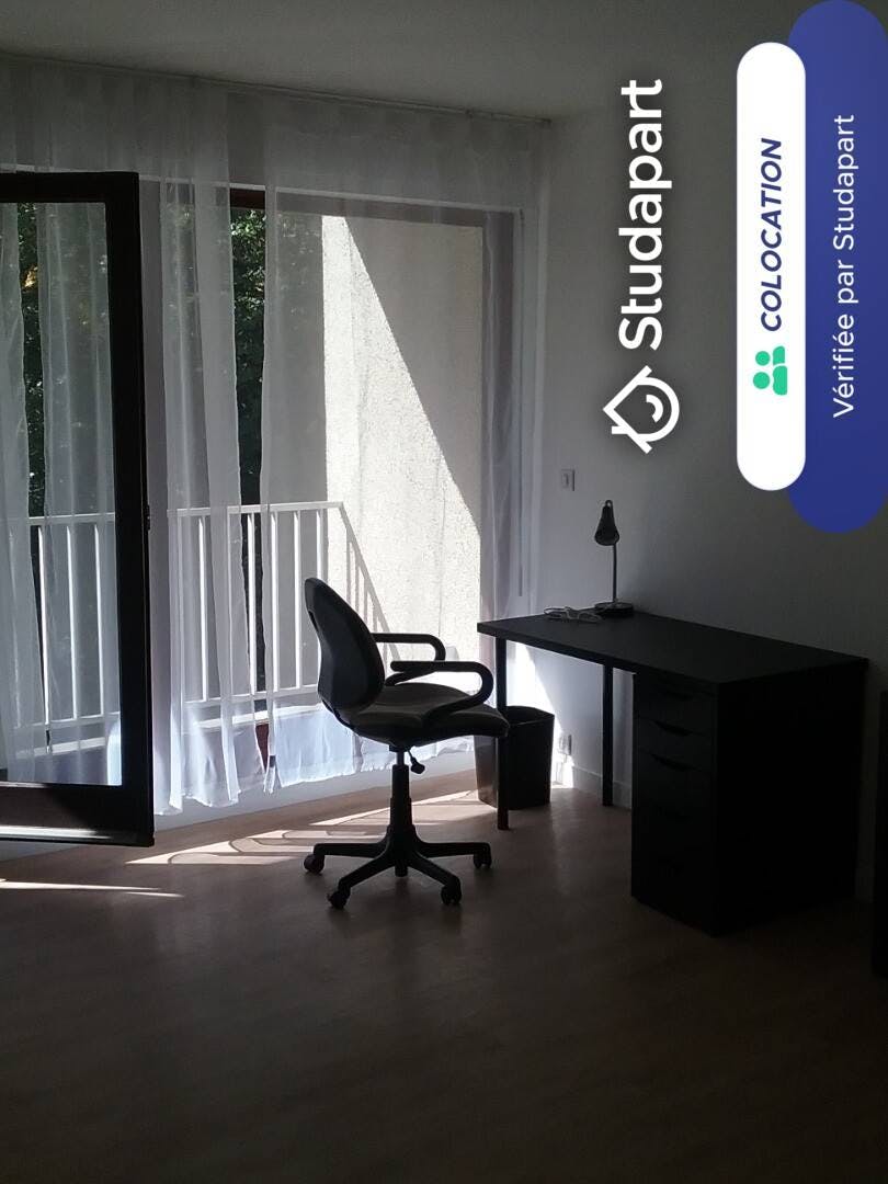 Private room for rent on Avenue du Général de Gaulle, Créteil - Widok 5