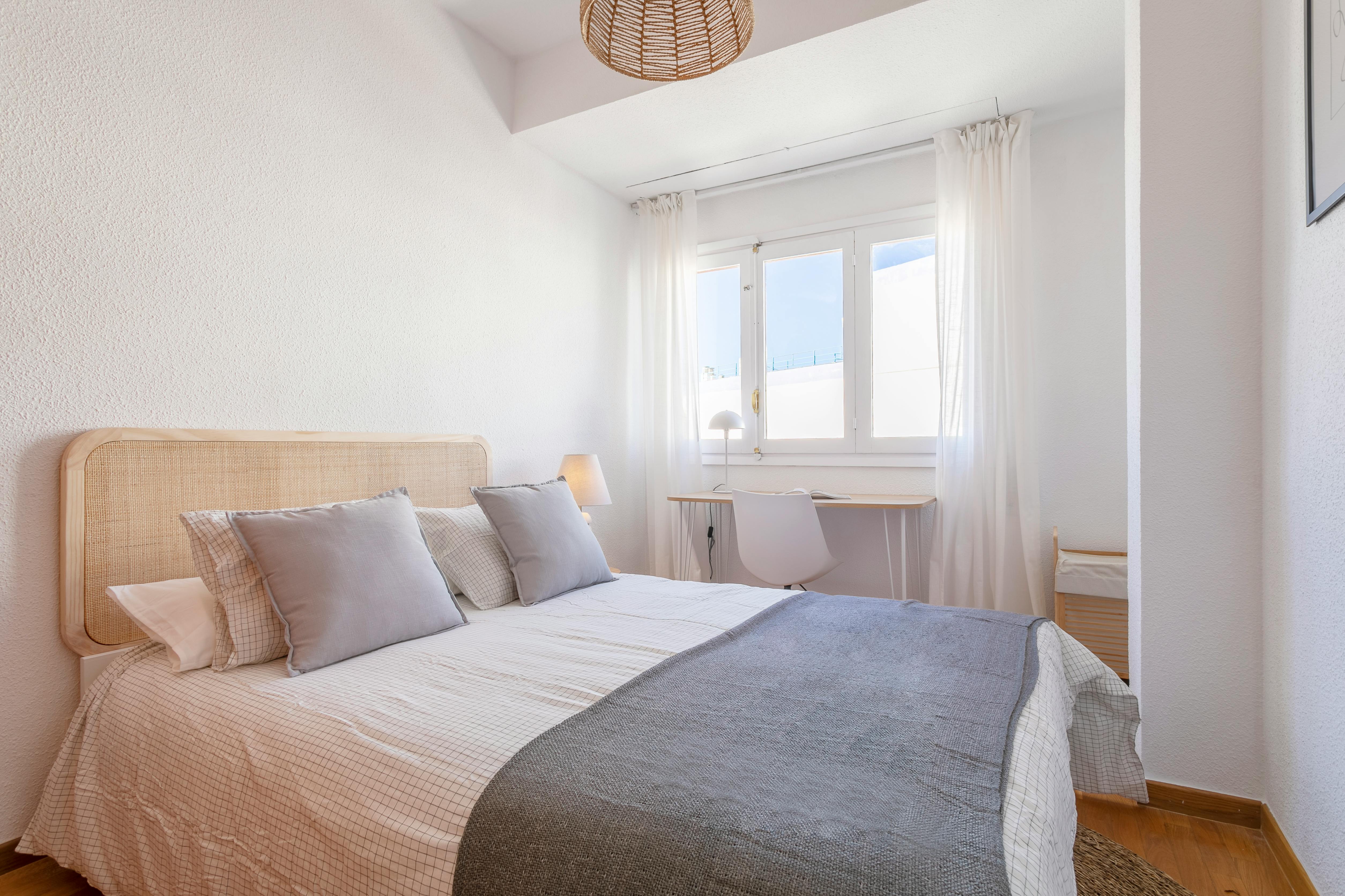 Avenida Maisonnave, Alicante (Alacant) preview