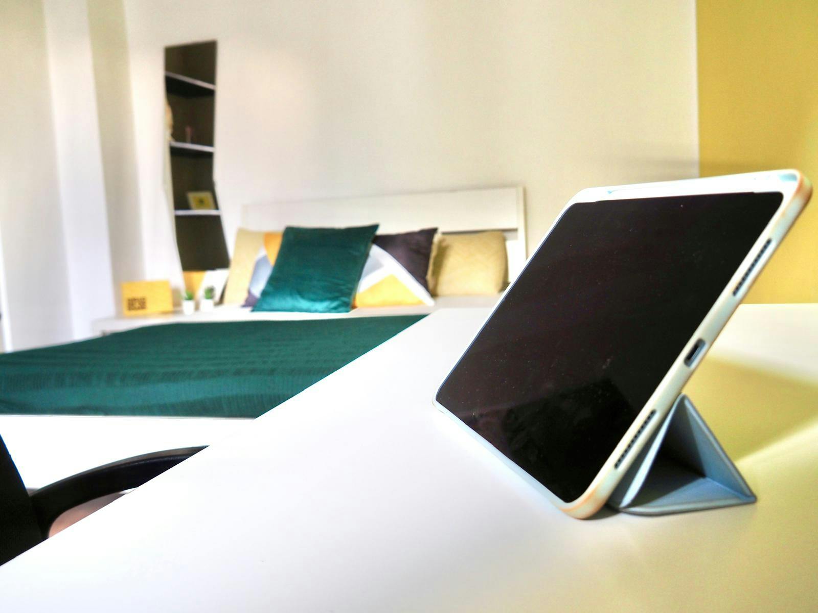 preview gallery tile