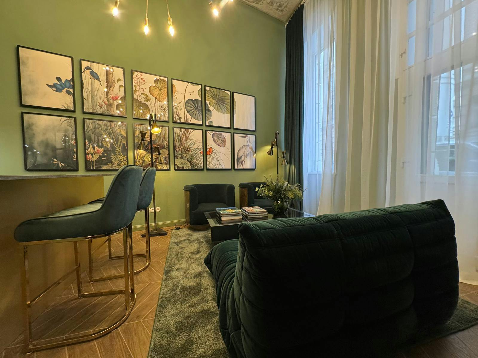 preview gallery tile