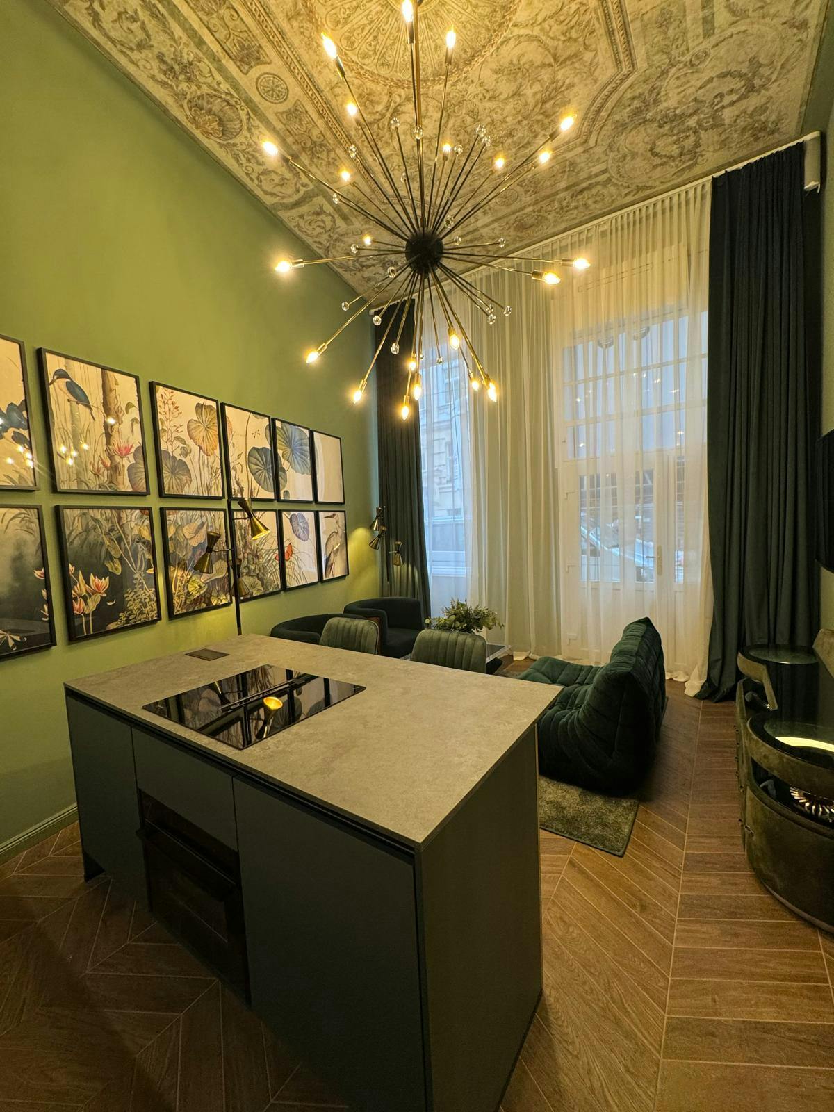 preview gallery tile