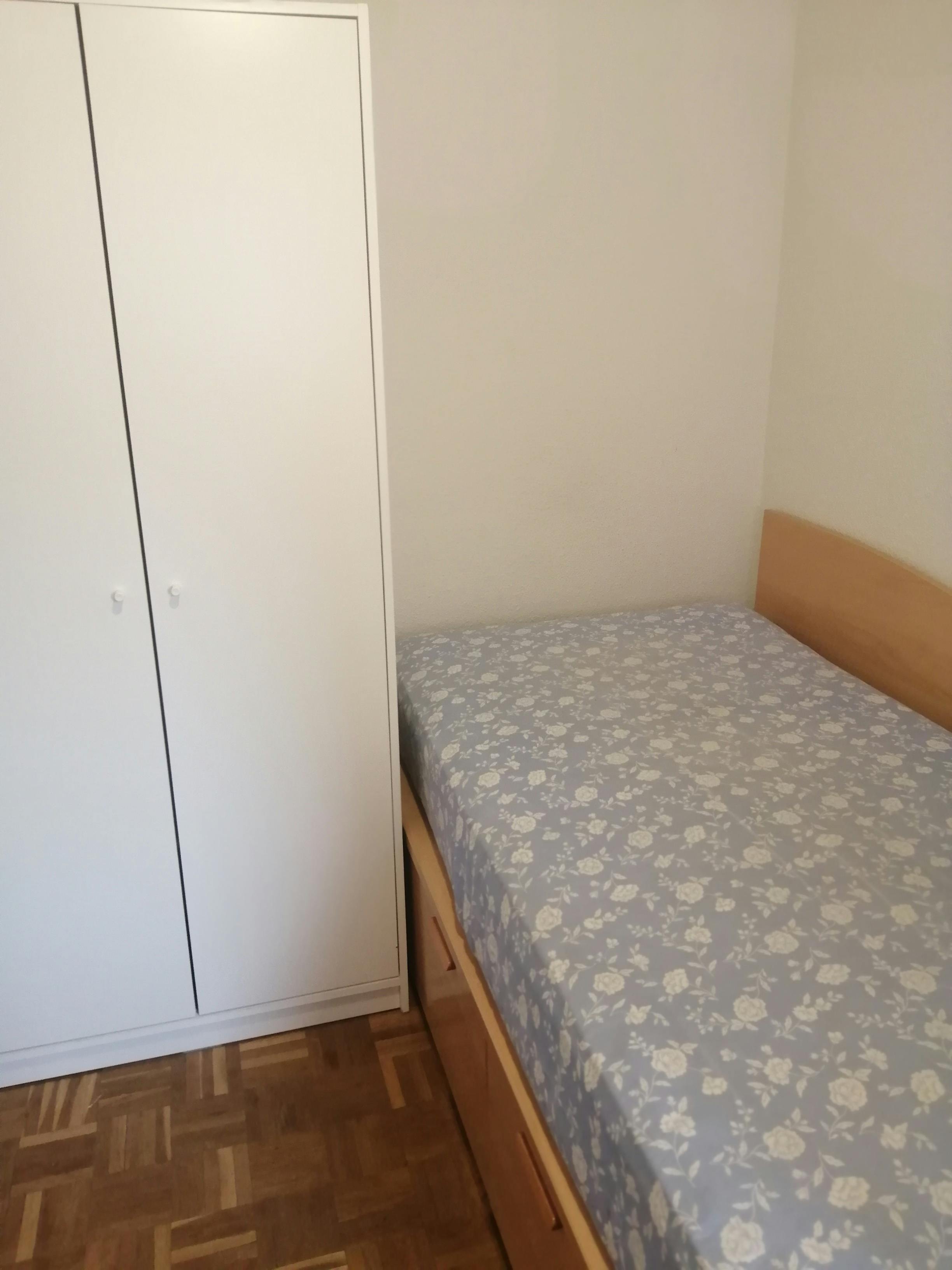 Calle de Hermenegildo Bielsa, Madrid preview