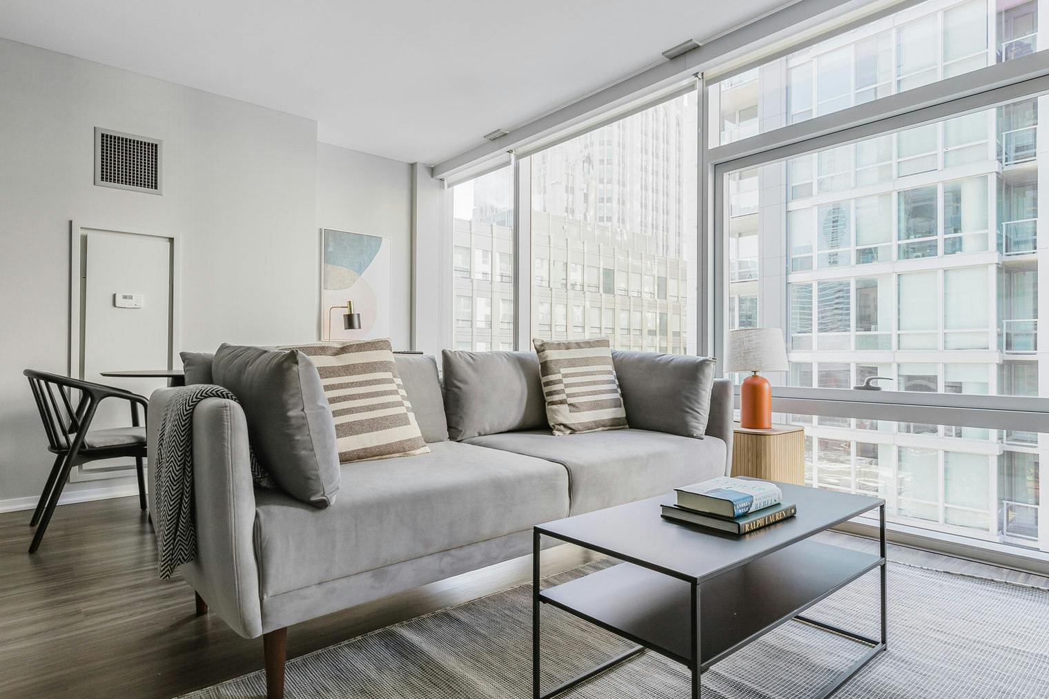 East Illinois Street, Chicago, IL preview