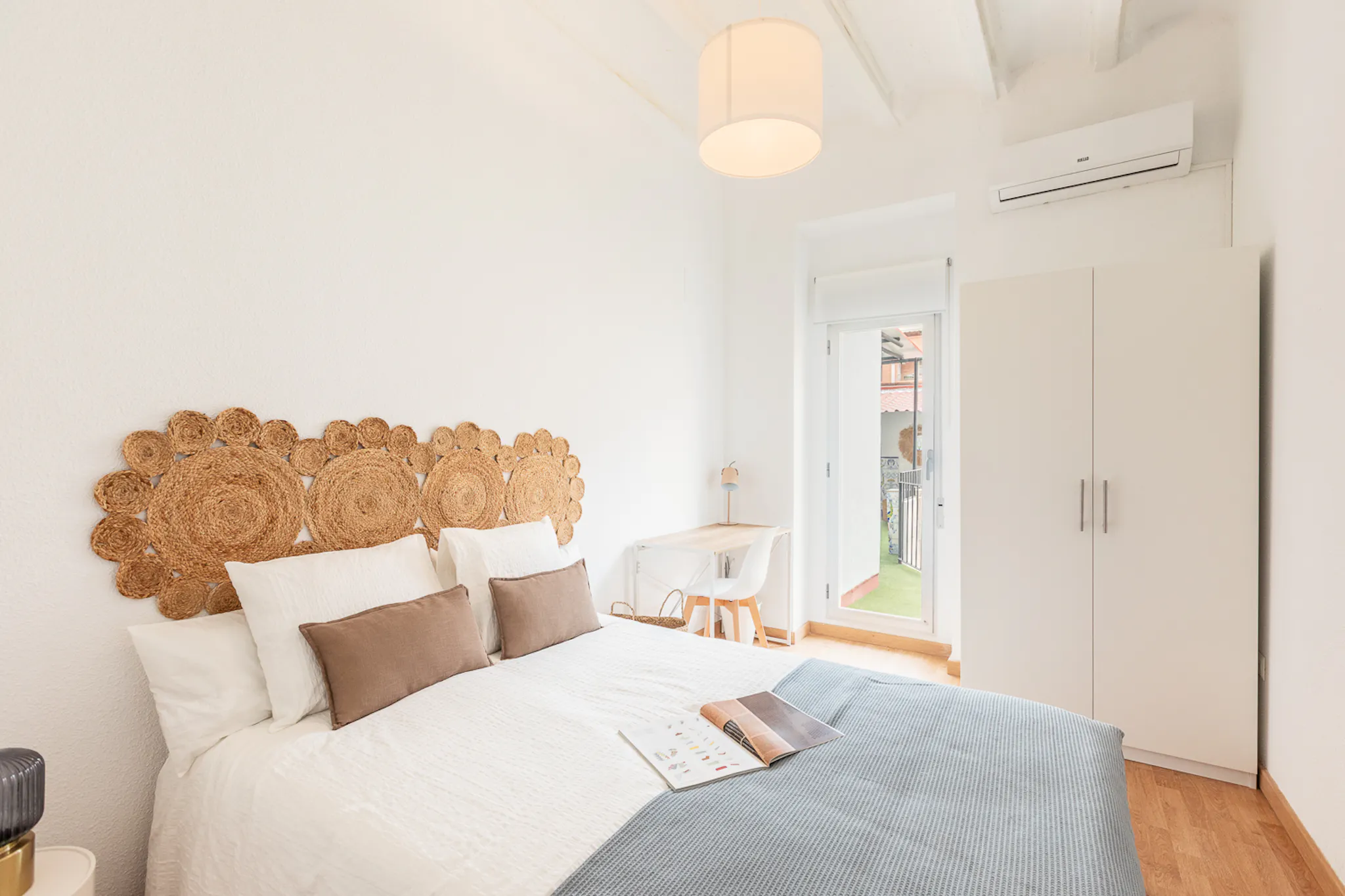 Carrer d'Hernán Cortés, Valencia preview