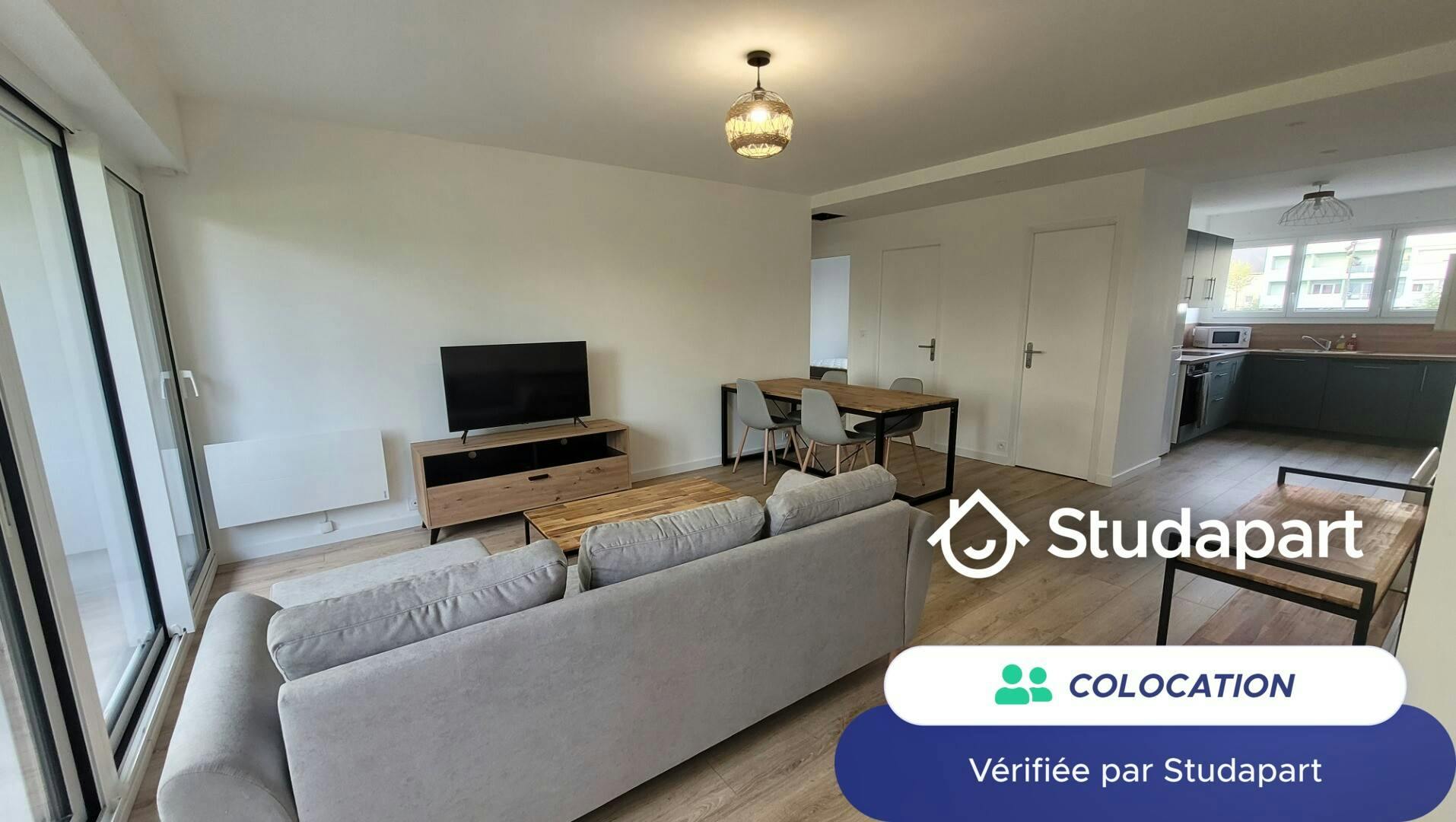 Private room for rent on Rue Sonia Delaunay, Vannes - Prikaz 3