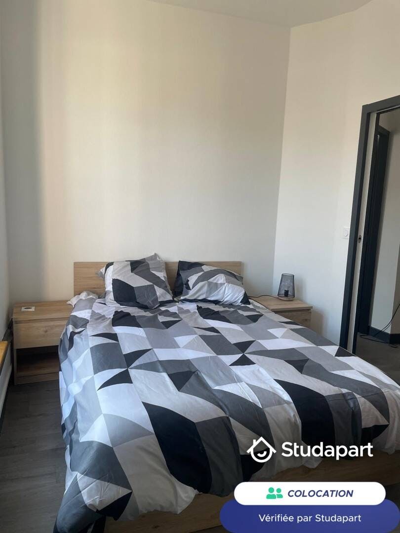 Private room for rent on Grande Rue de Saint Clair, Caluire-et-Cuire - Όψη 6