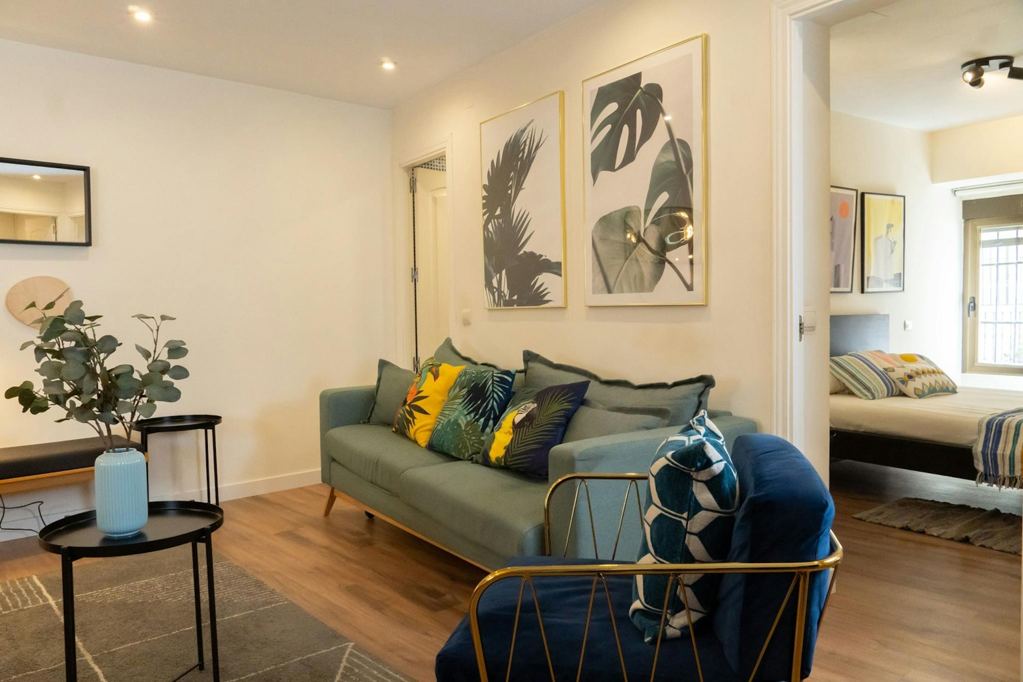 Calle de Mira el Sol, Madrid preview