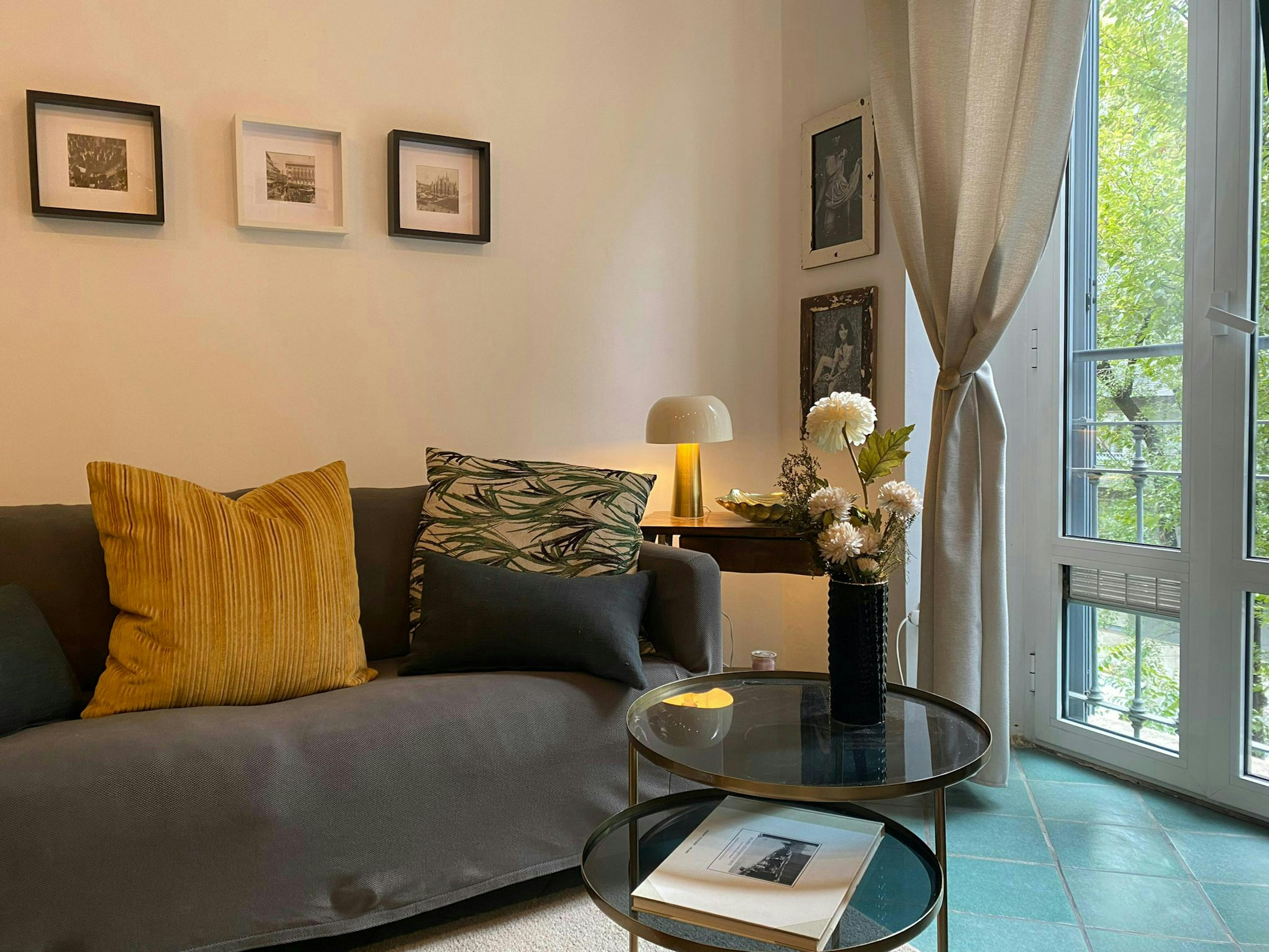 preview gallery tile