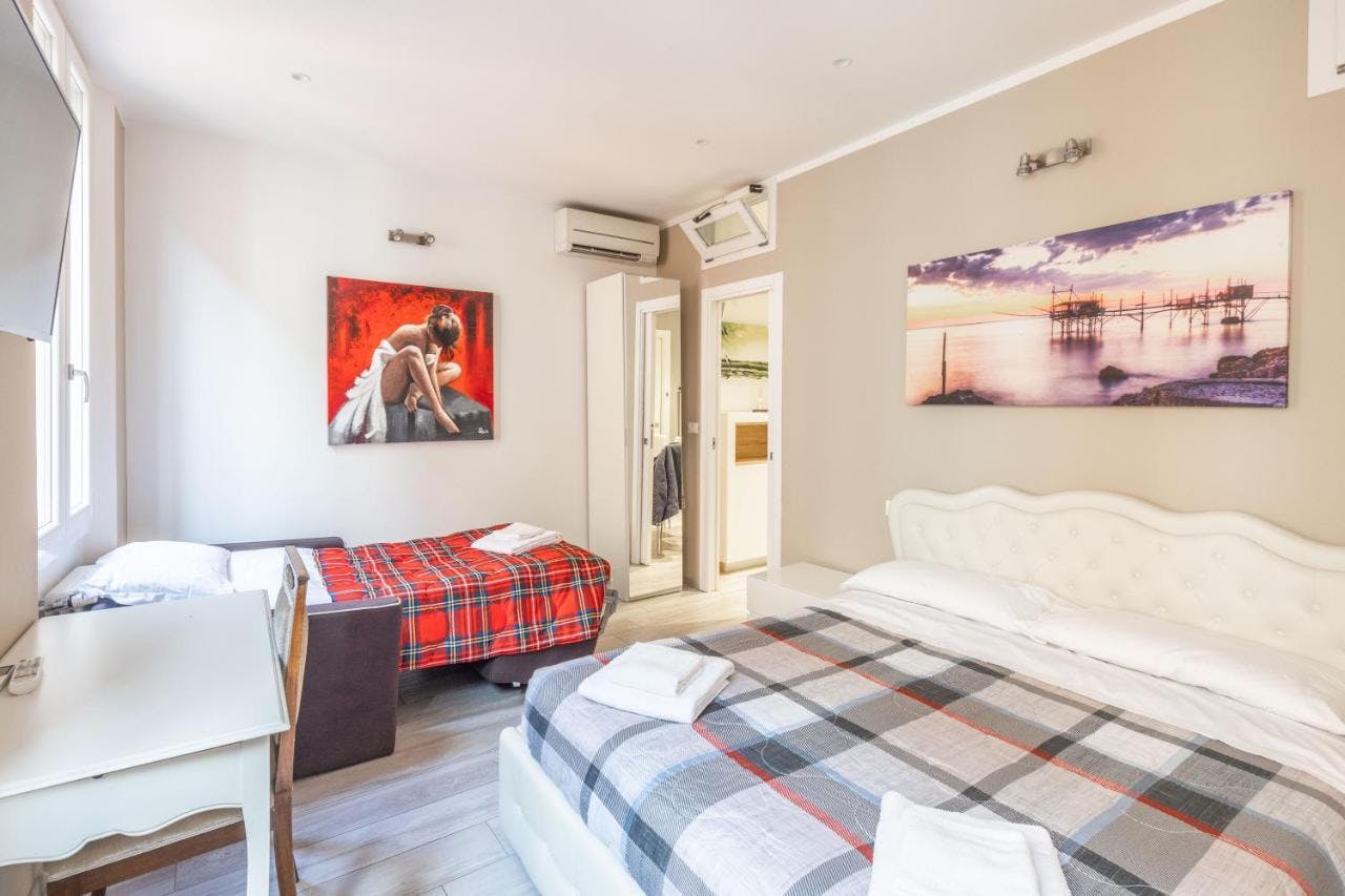 Via De' Giudei, Bologna