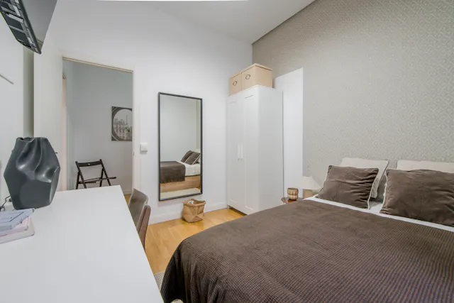Private room in Calle de Núñez de Balboa, Madrid (1593807) room image 2