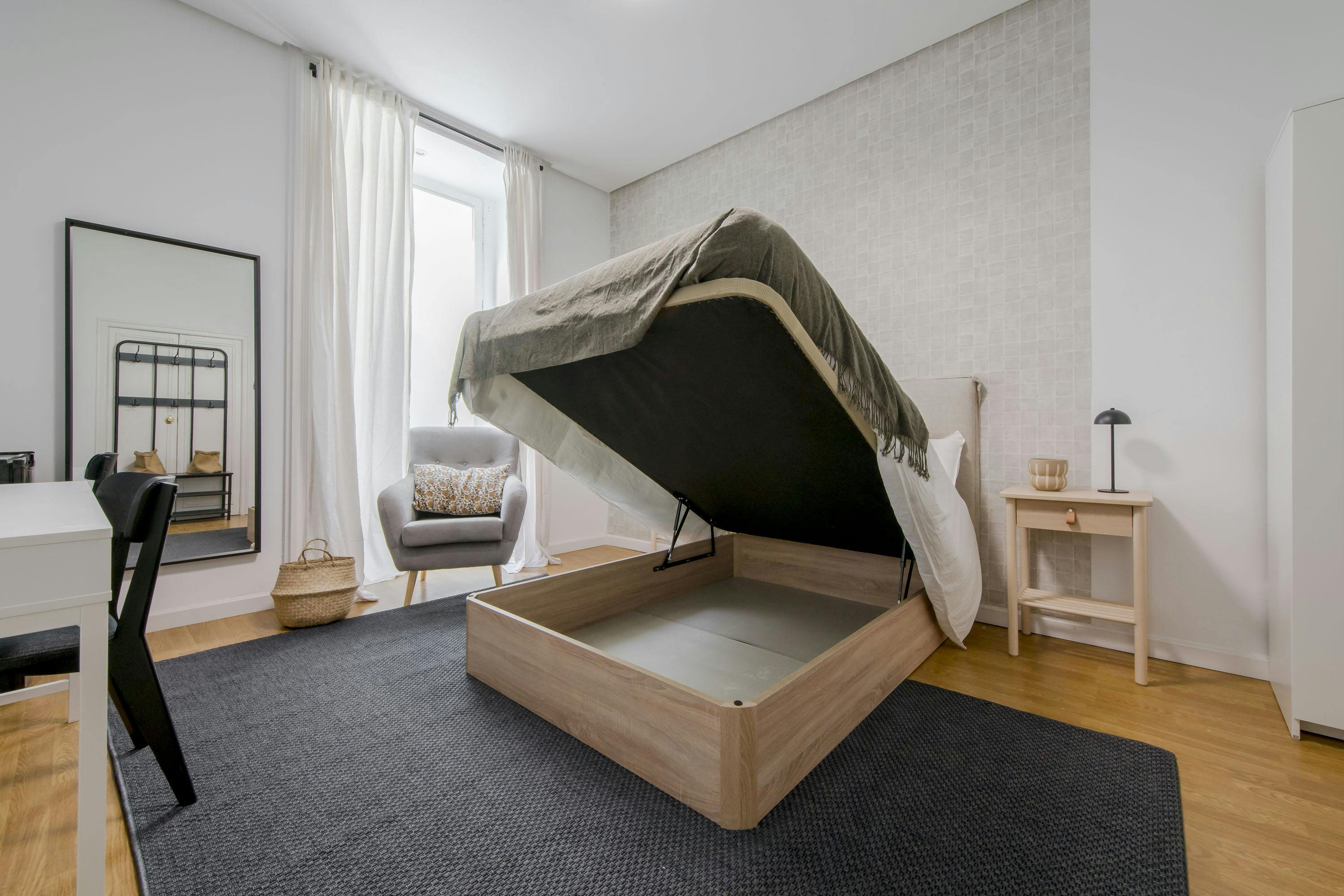 preview gallery tile