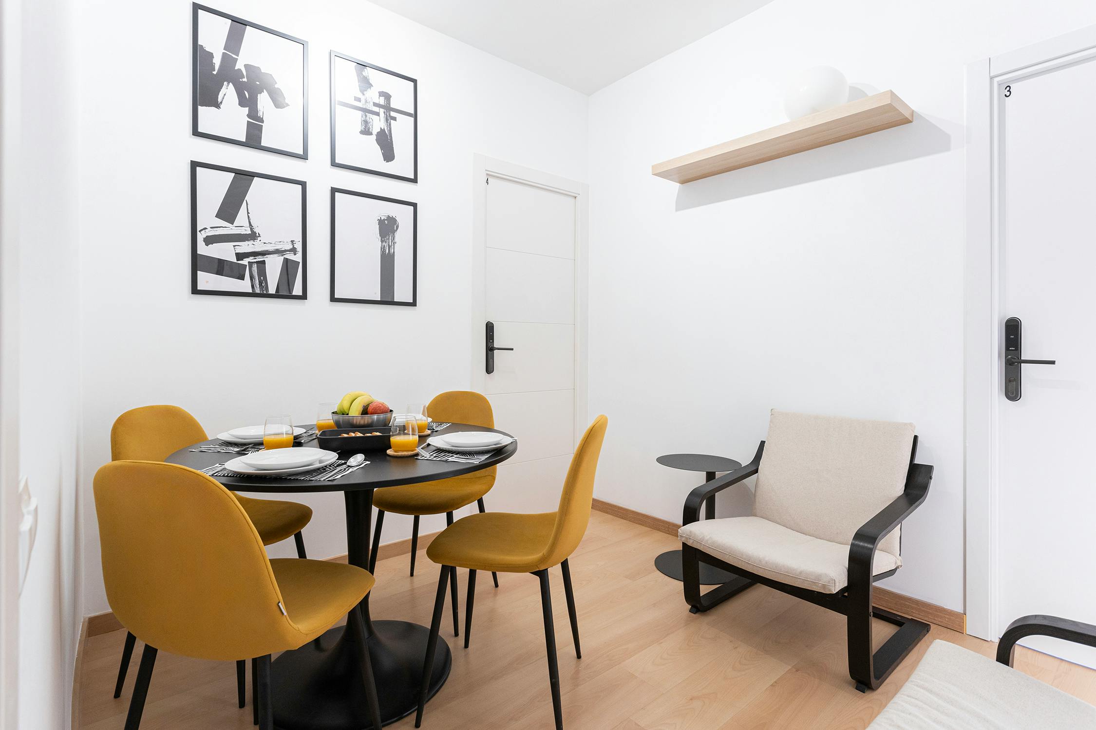 Apartment Barcelona, 1 bed, 9m² — photo 1