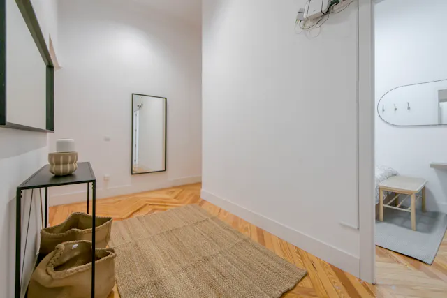 Private room in Calle de Núñez de Balboa, Madrid (1594090) room image 14