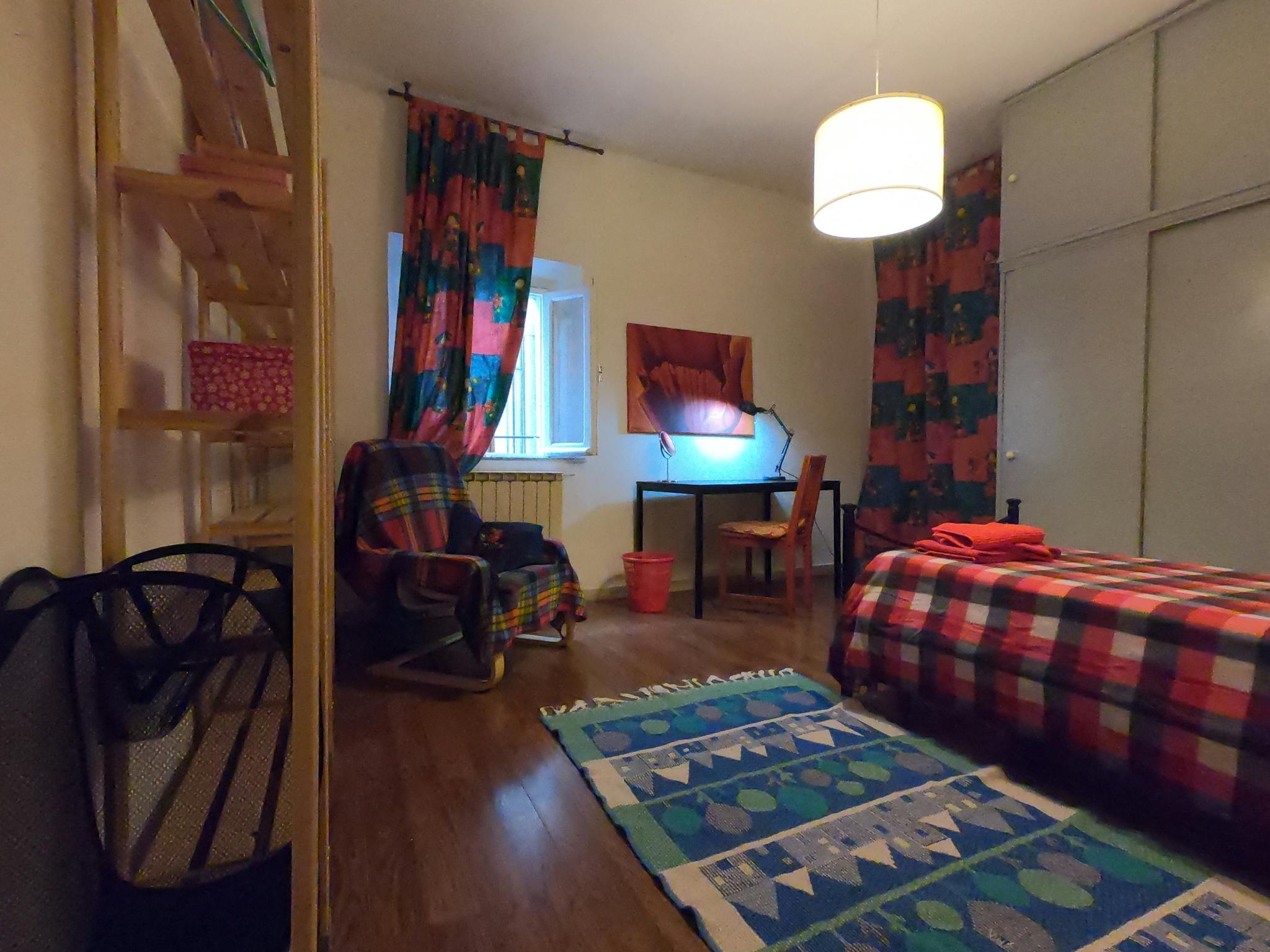 Via della Vigna Vecchia, Florence preview