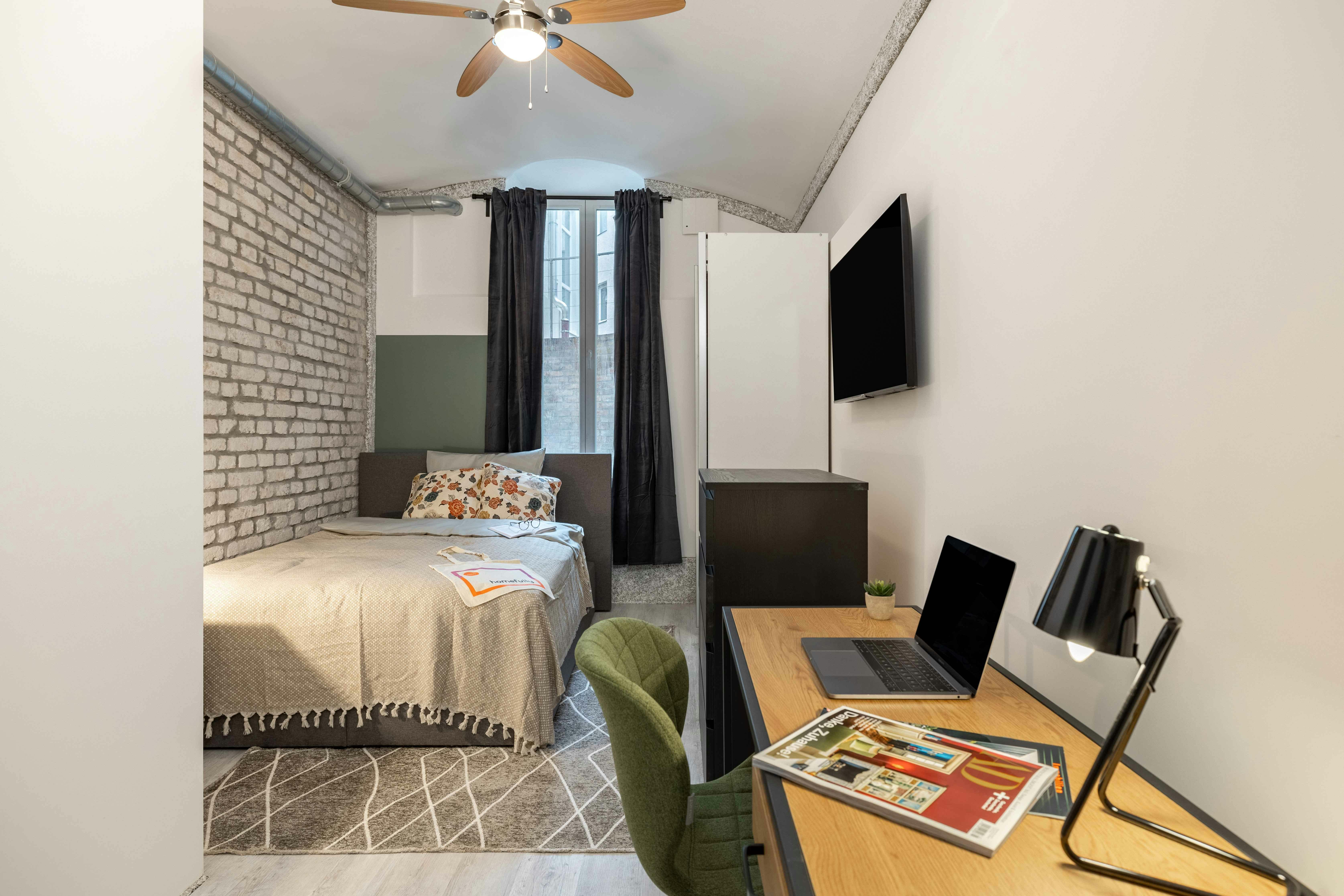 Edelweißstraße, Munich preview