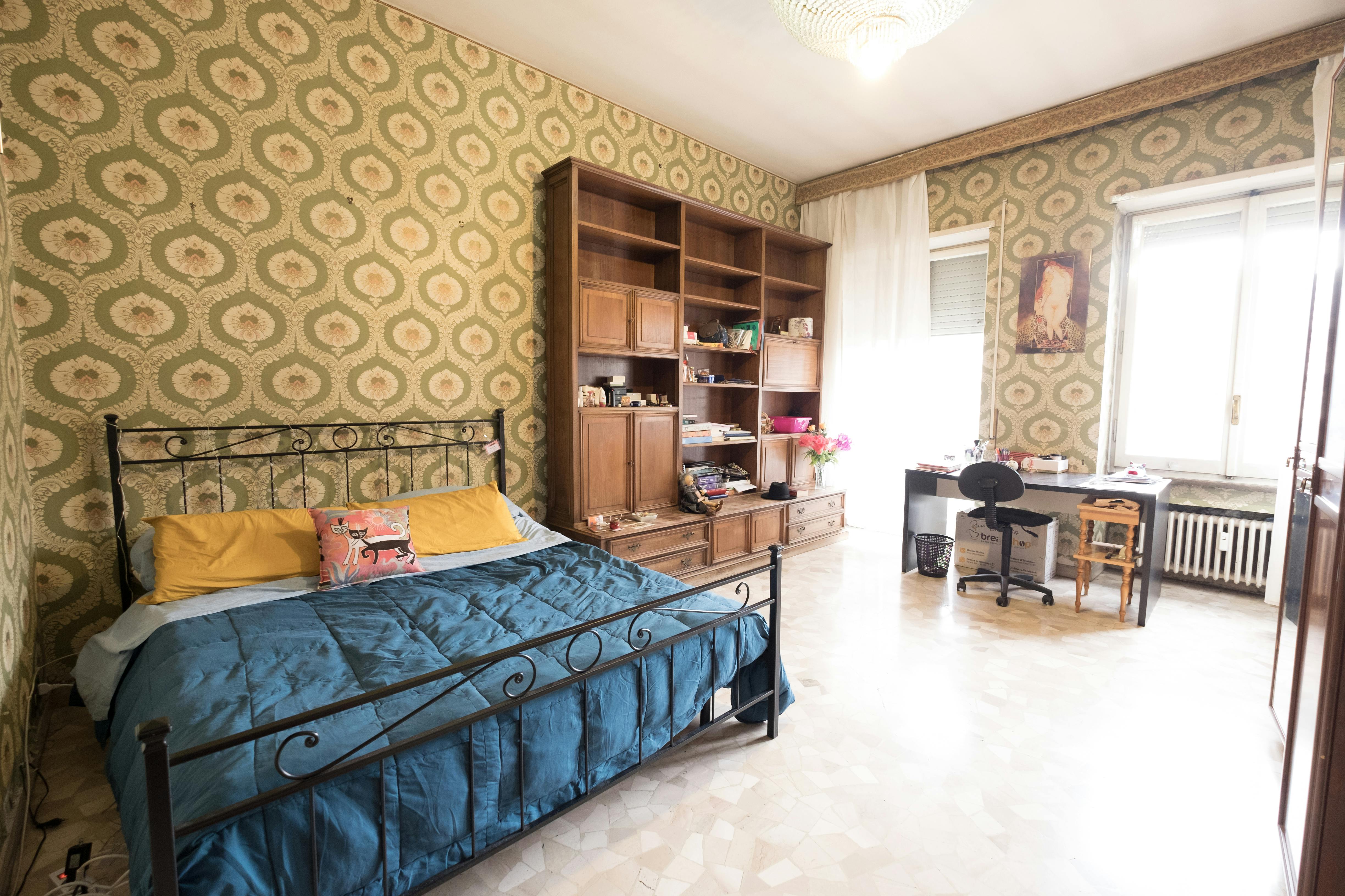 Private room for rent for €670 per month in Rome, Piazza San Giovanni Bosco